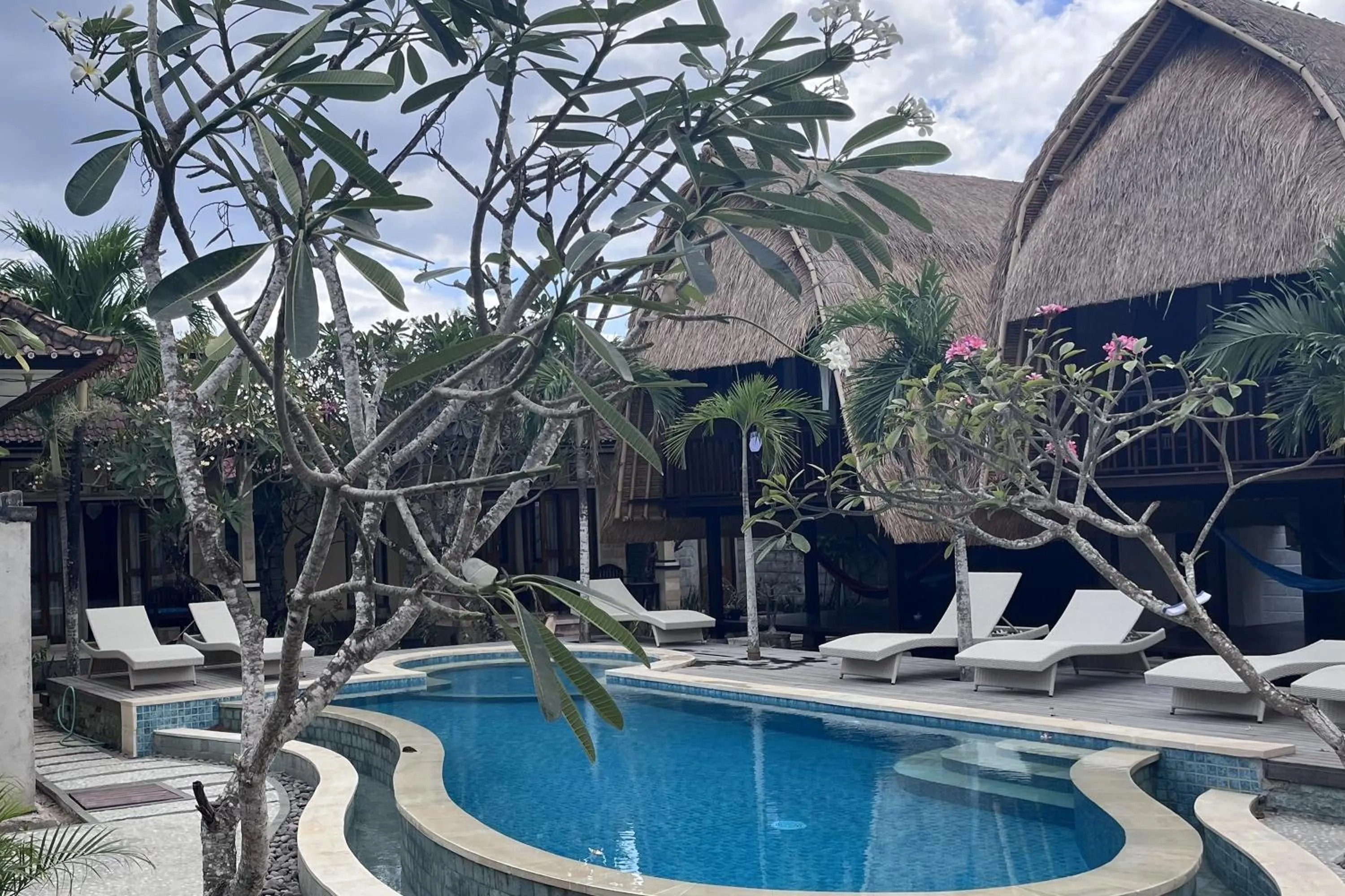 Swimming pool in Rama Garden Lembongan