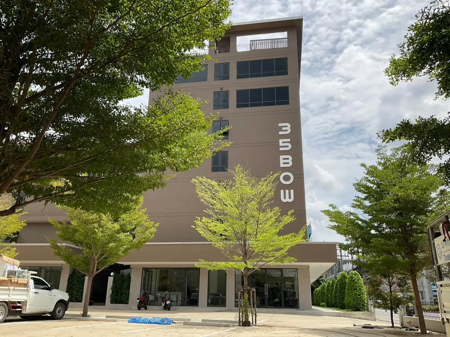 Property building in 35 Bow Hotel Property building in 35 Bow Hotel