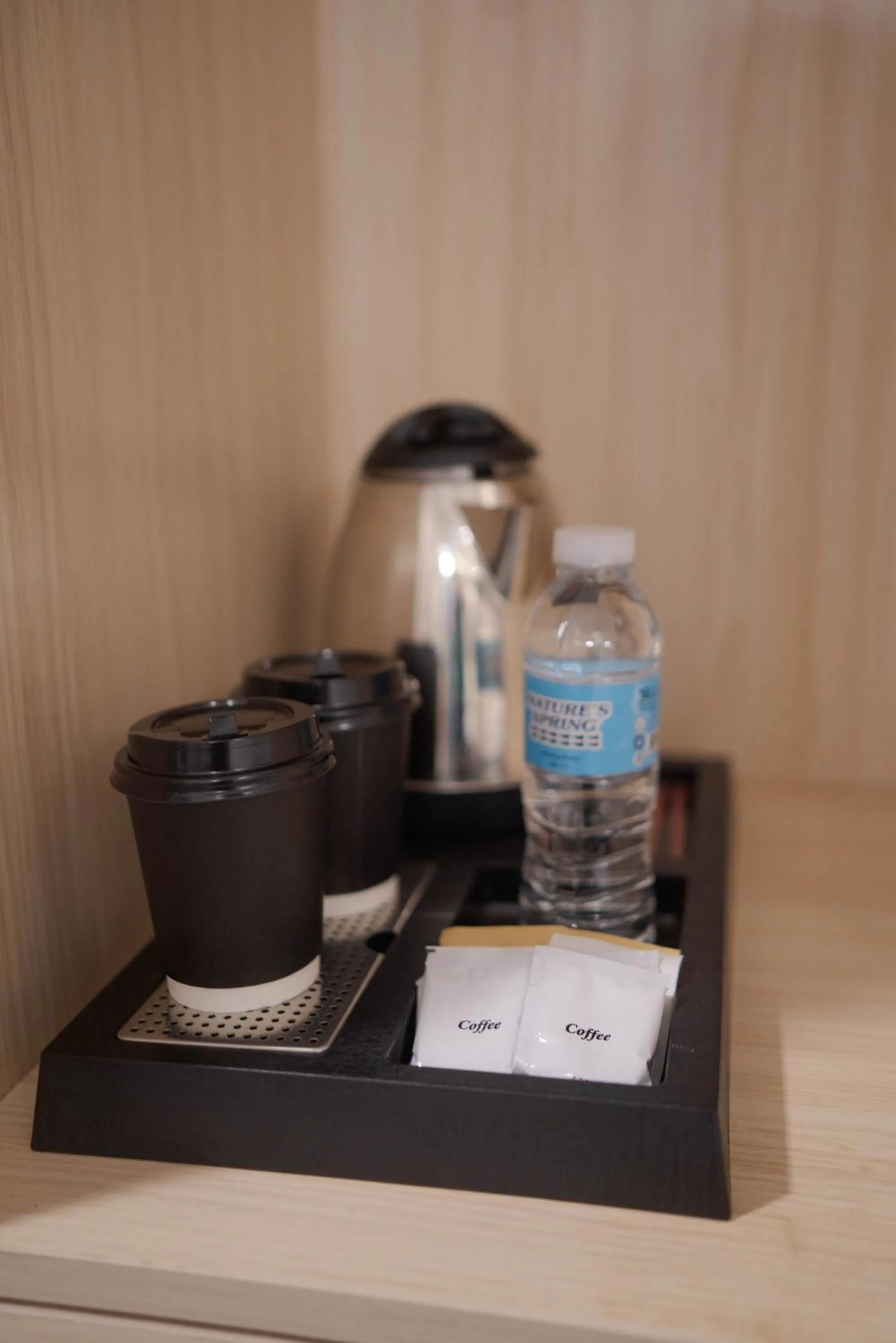 Coffee/tea facilities in A Traveller's Inn