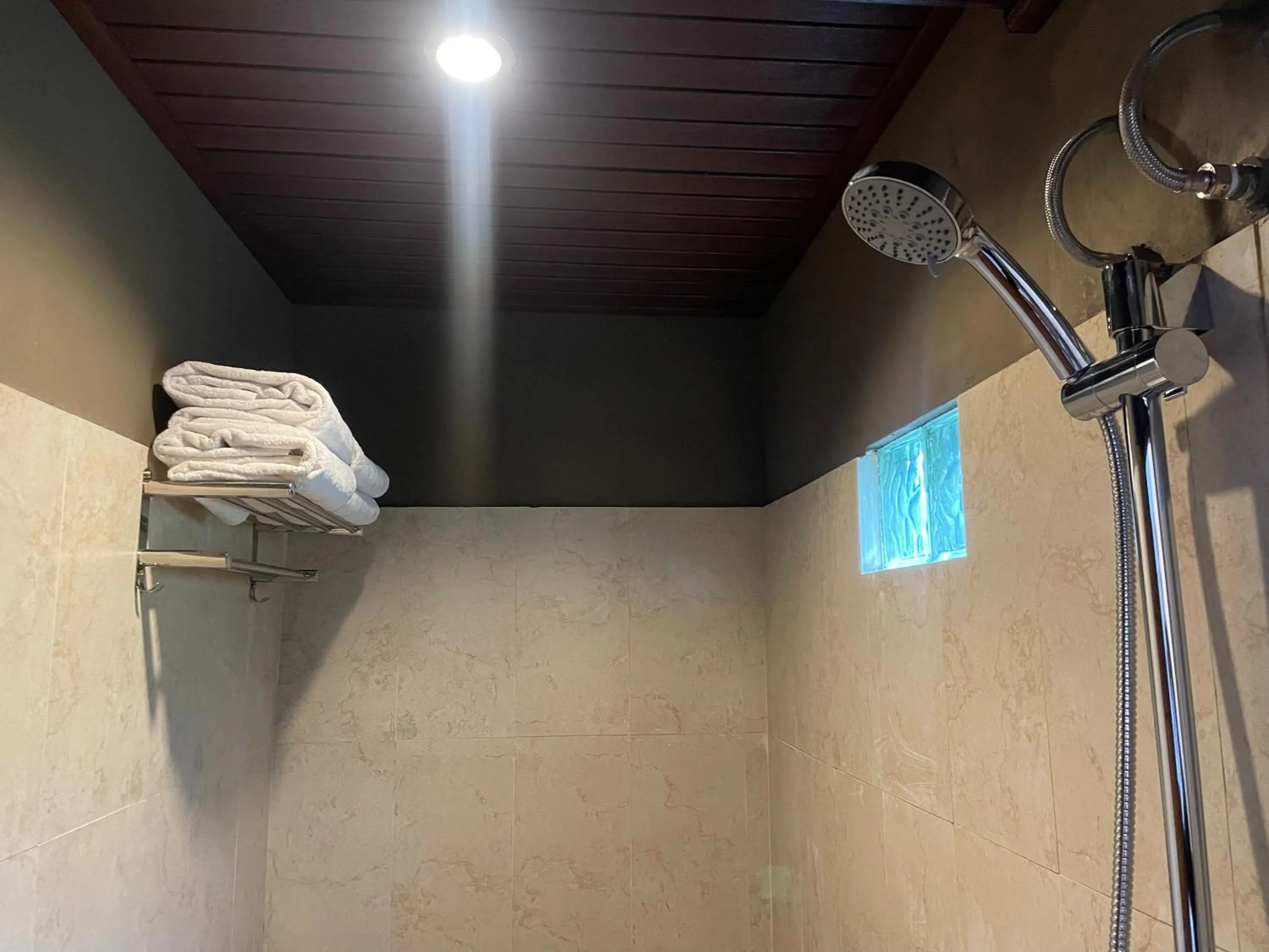 Bathroom in Nivaluma