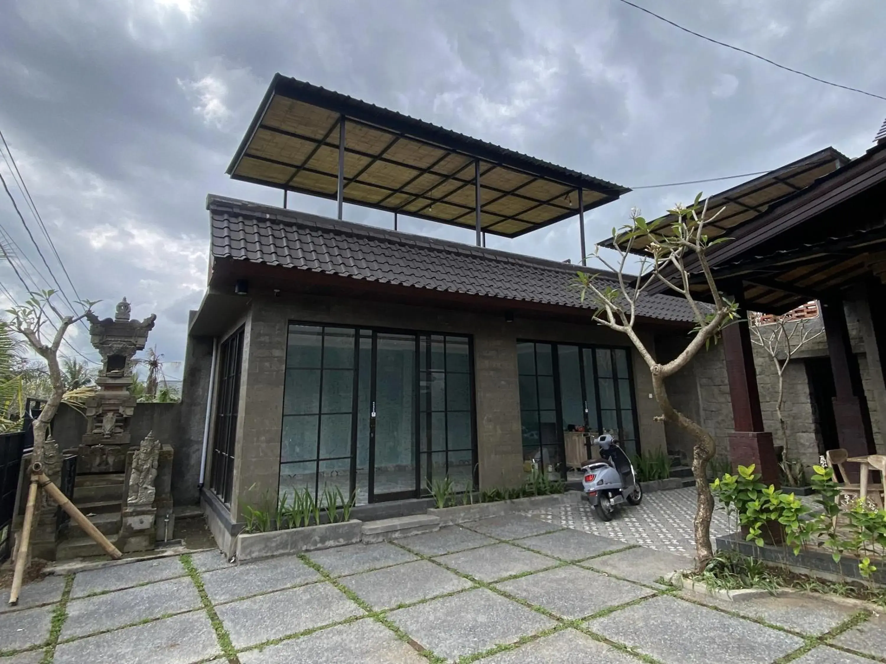 Property building in Nivaluma Property building in Nivaluma