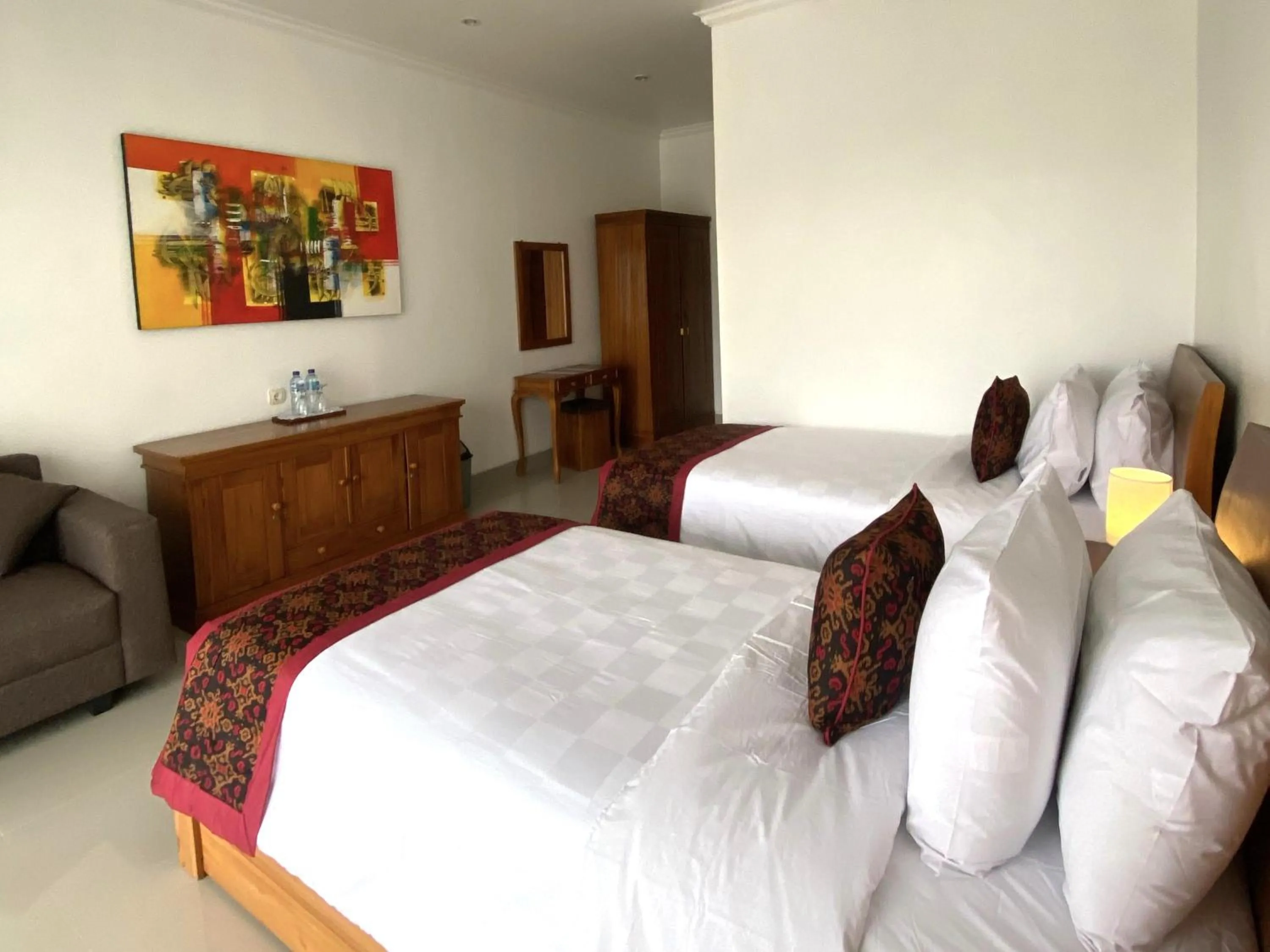 Bedroom, Bed in Nivaluma