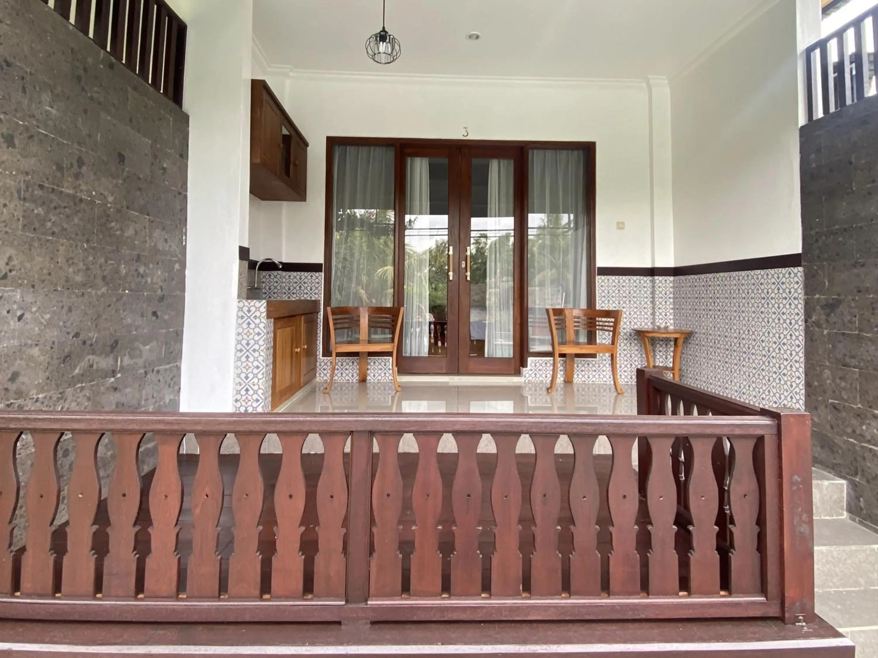 Seating area in Nivaluma