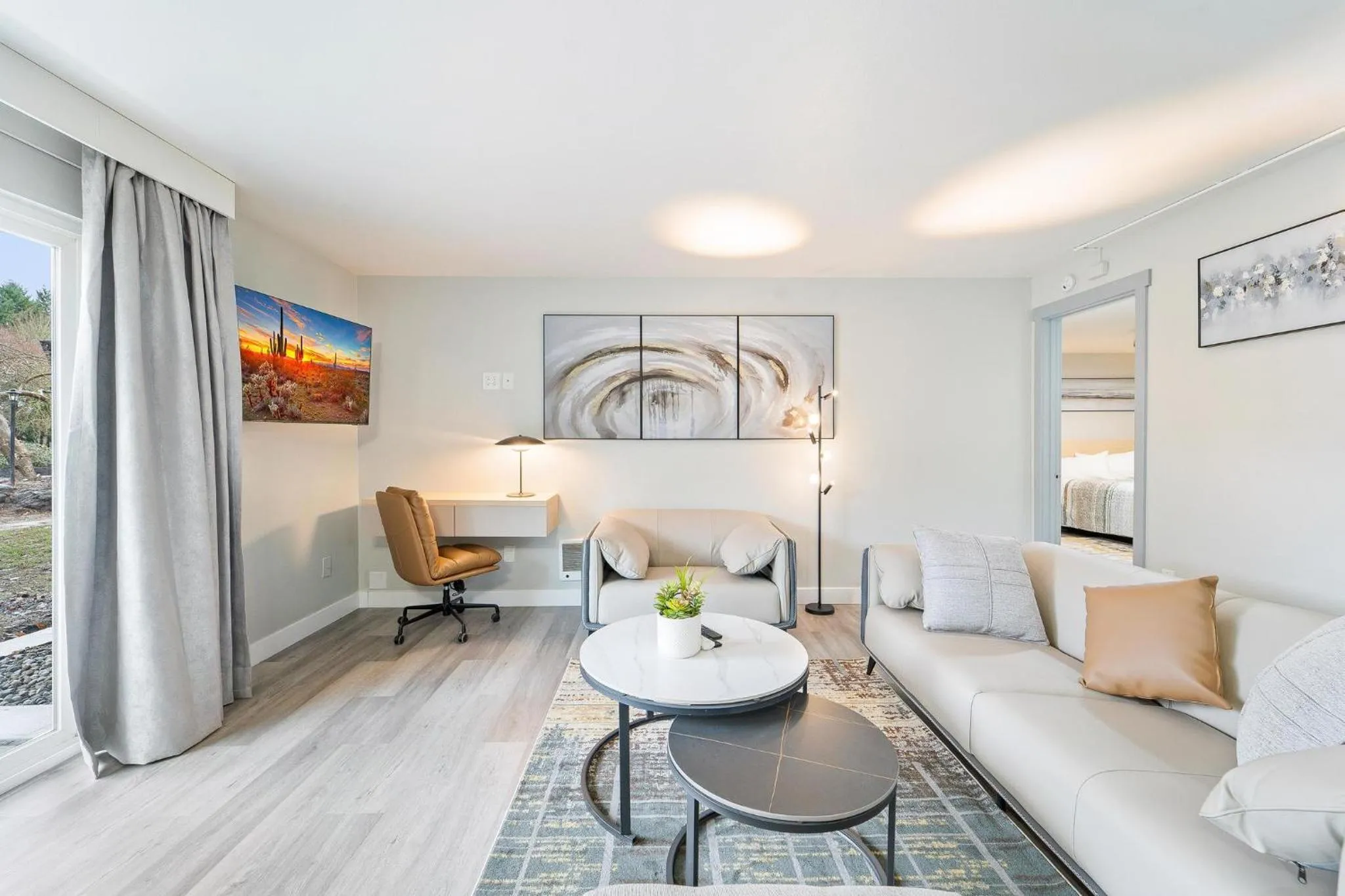 Living room in Interurban Suites Hotel