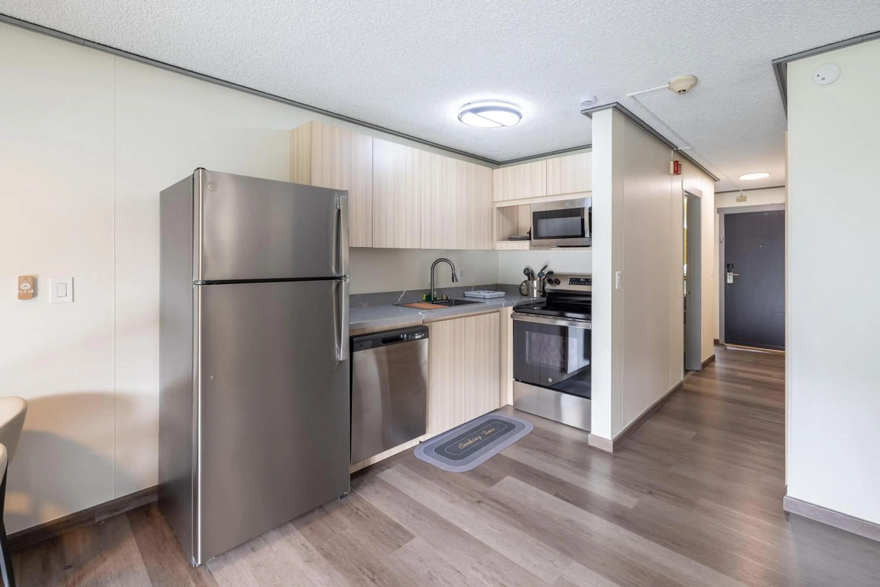 Photo of the whole room in Interurban Suites Hotel, a Dazzler Select by Wyndham