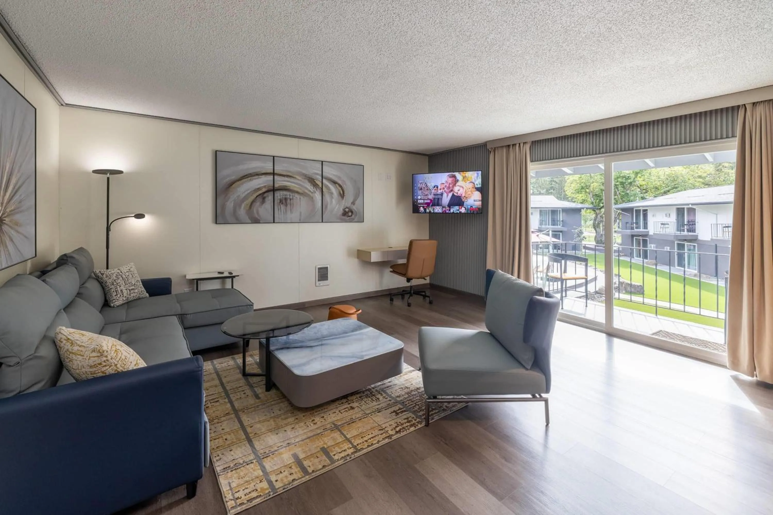 Photo of the whole room in Interurban Suites Hotel, a Dazzler Select by Wyndham