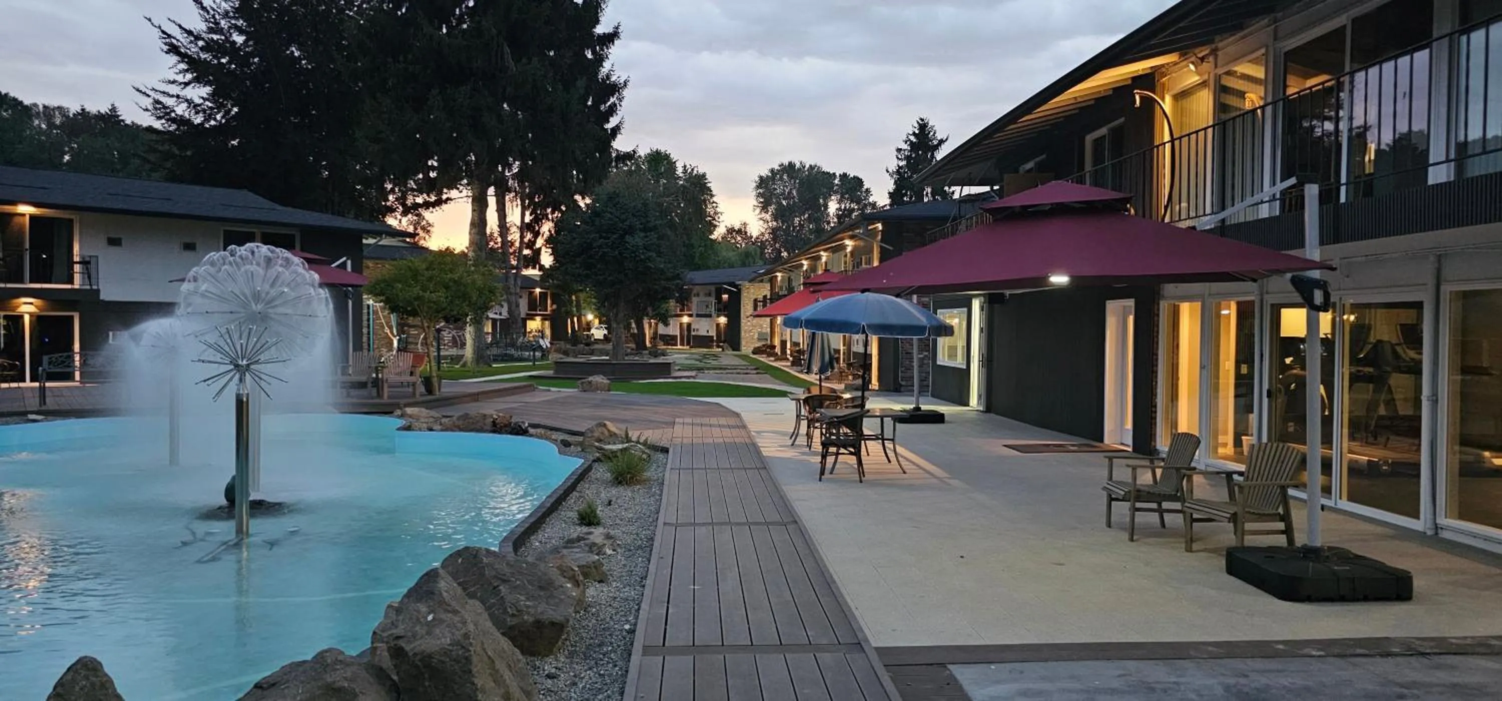 Property building in Interurban Suites Hotel