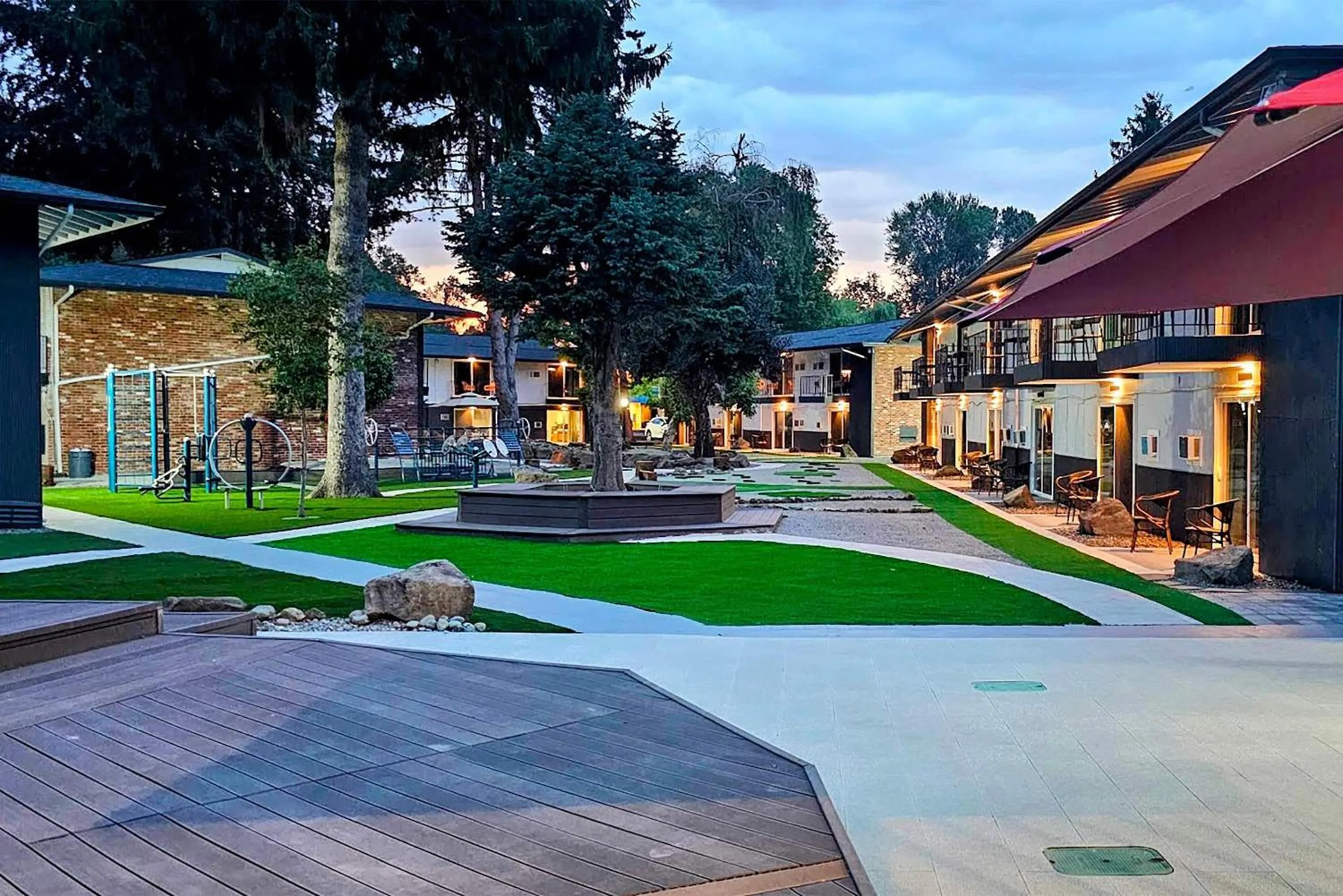 Property building in Interurban Suites Hotel, a Dazzler Select by Wyndham