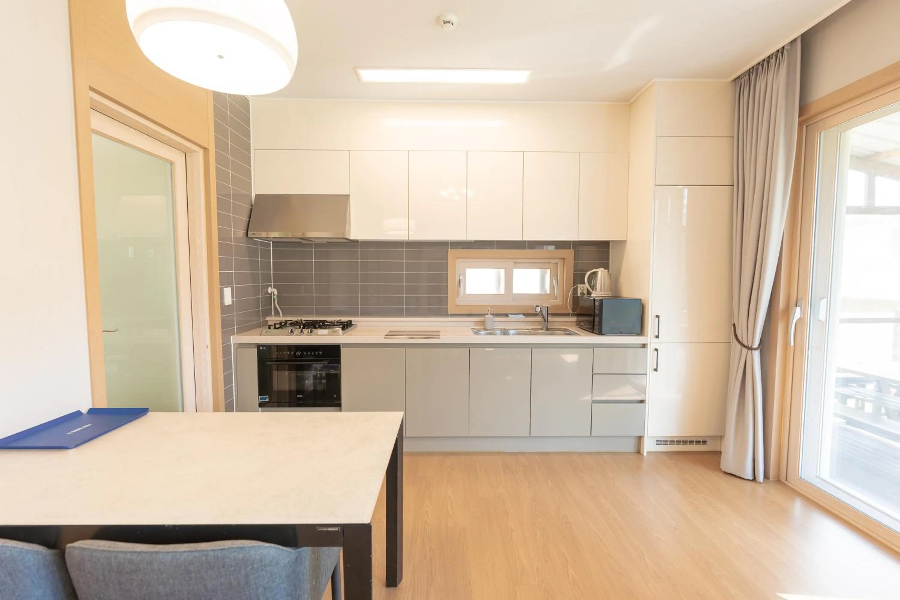 Coffee/tea facilities in Le comte bleu