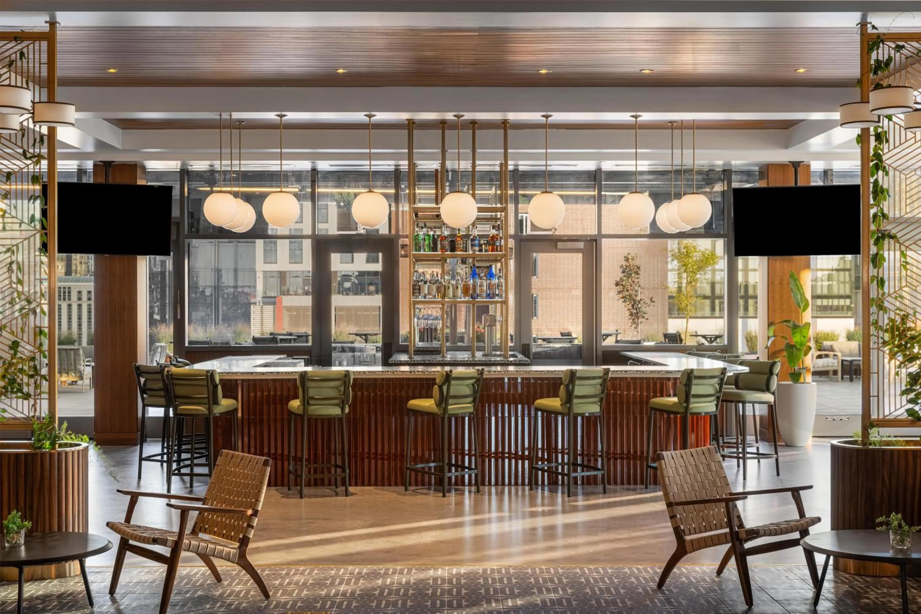 Lounge or bar in The Printing House Hotel, Tapestry Collection By Hilton