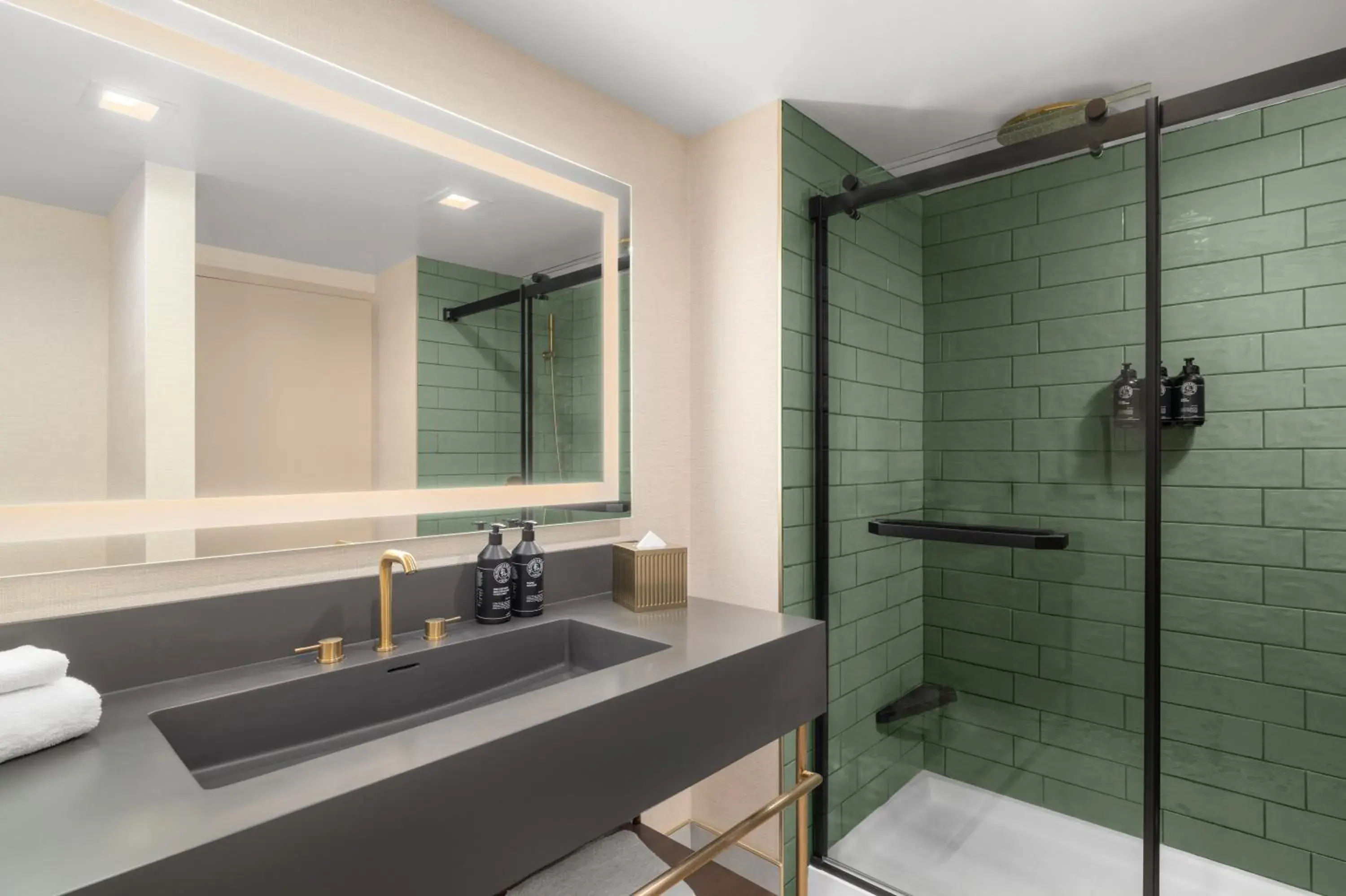 King Room with Chaise Lounge in The Printing House Hotel, Tapestry Collection By Hilton King Room with Chaise Lounge in The Printing House Hotel, Tapestry Collection By Hilton