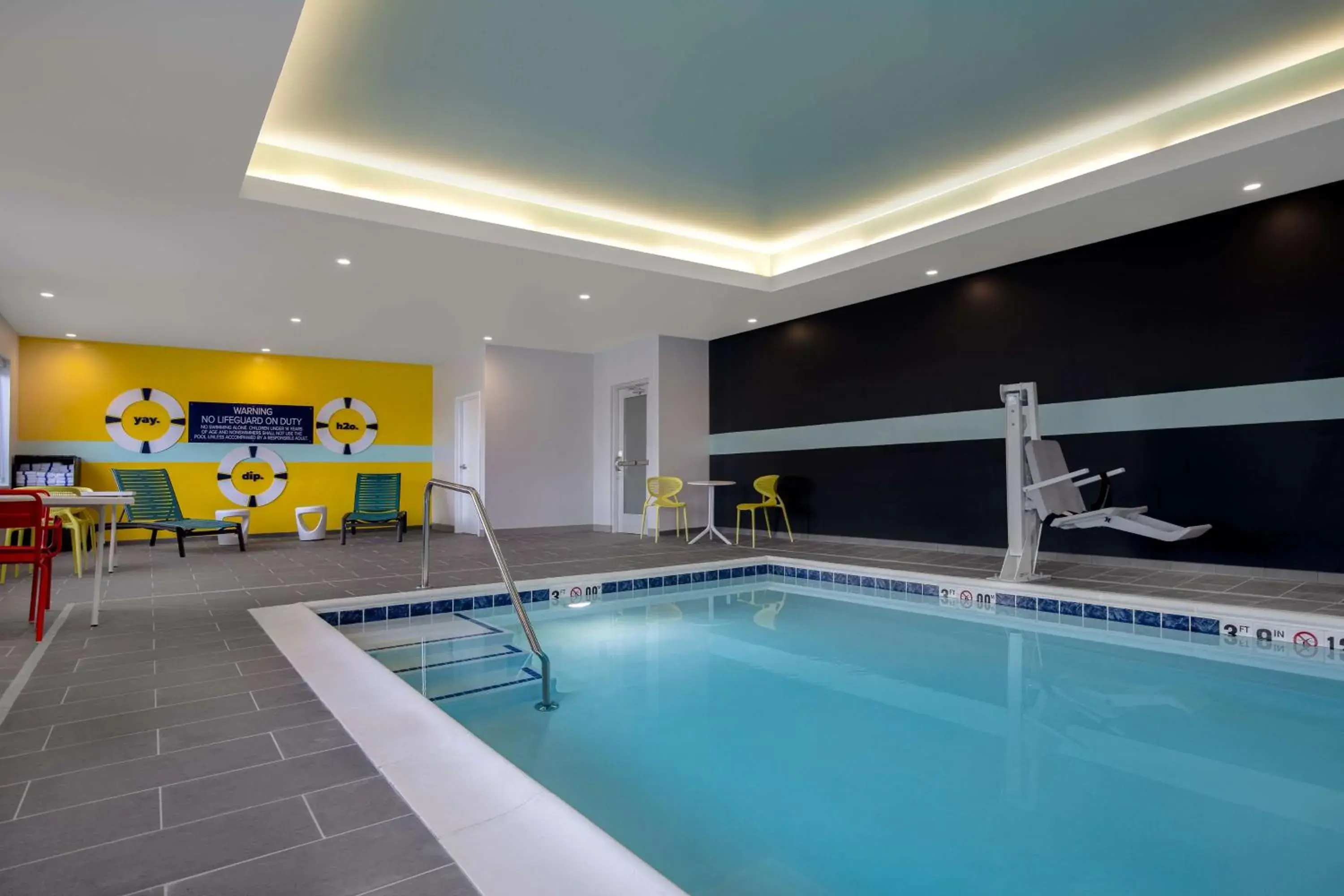 Pool view in Tru By Hilton Anderson Pool view in Tru By Hilton Anderson