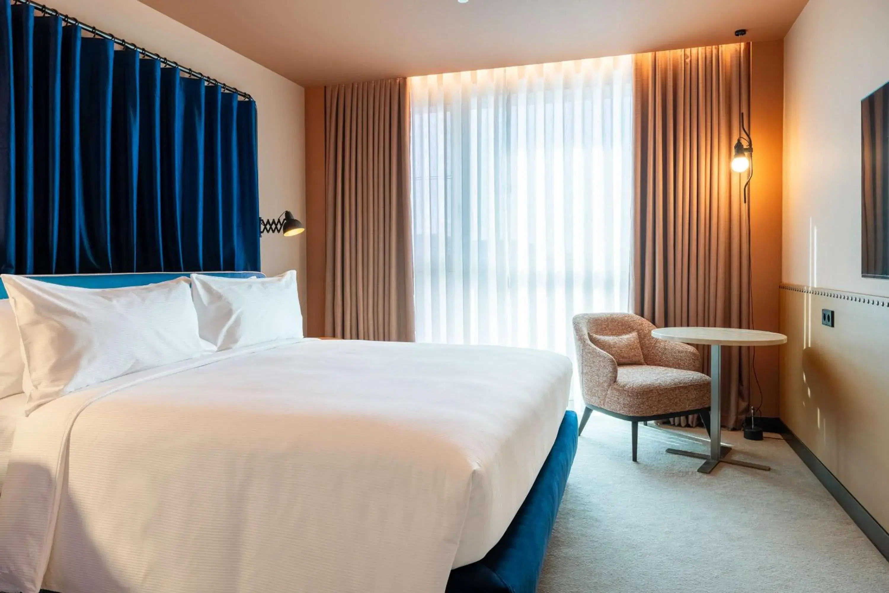 Bed in Cenica Porto Hotel, Curio Collection By Hilton Bed in Cenica Porto Hotel, Curio Collection By Hilton