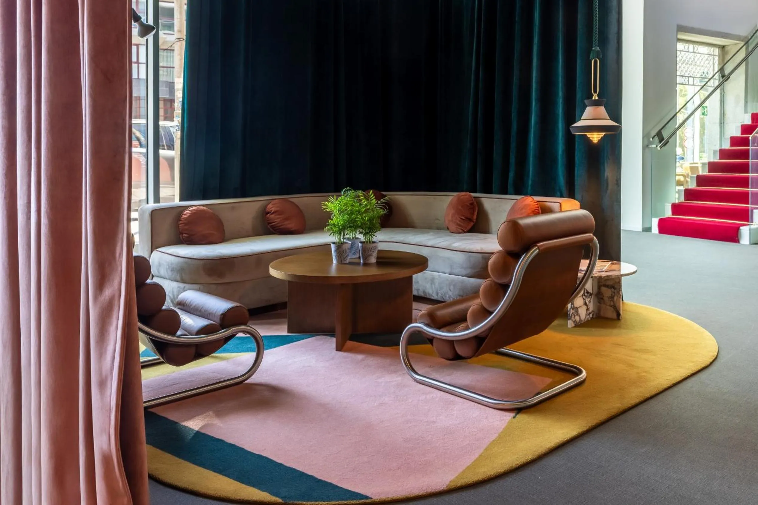 Lobby or reception in Cenica Porto Hotel, Curio Collection By Hilton