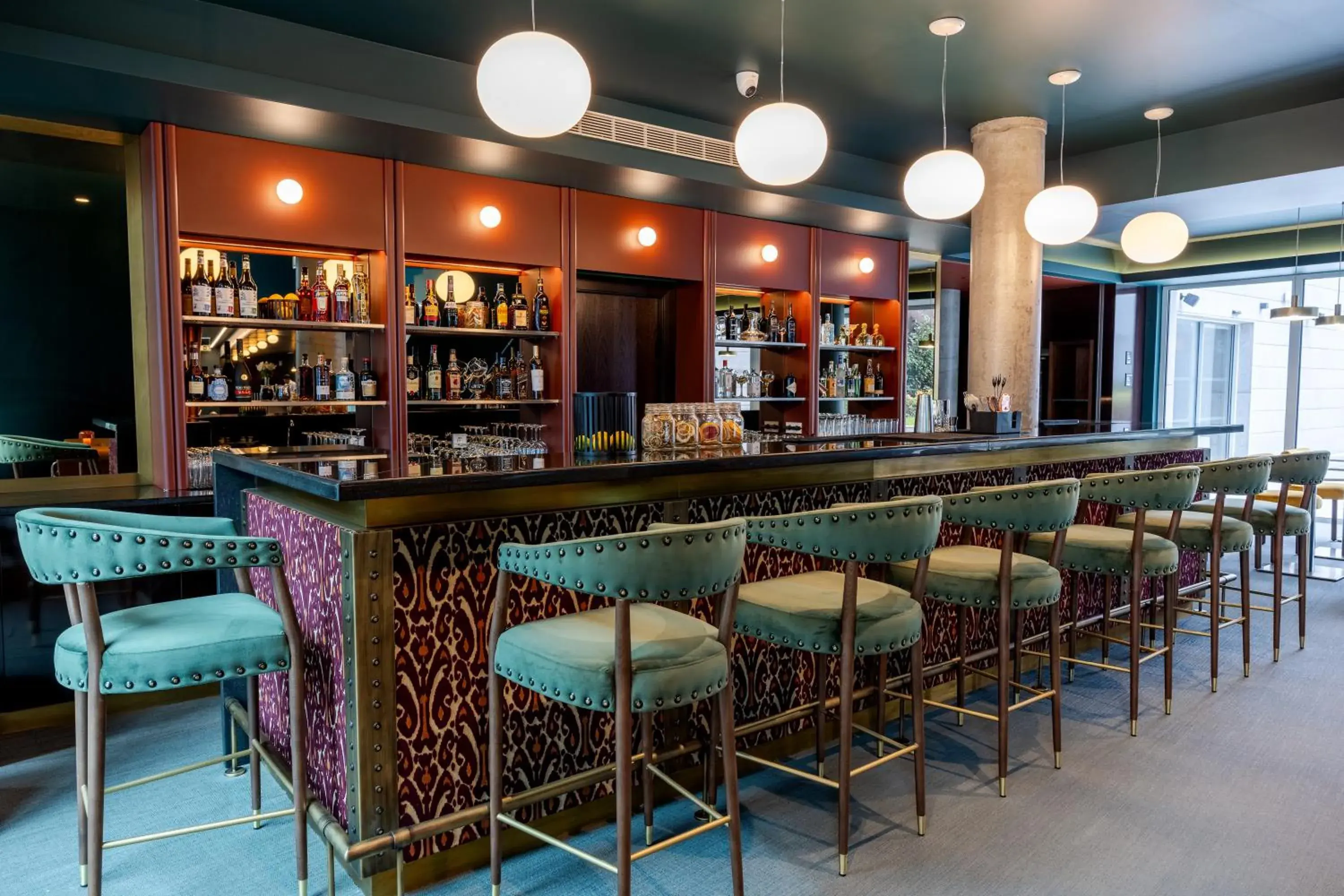 Lounge or bar in Cenica Porto Hotel, Curio Collection By Hilton Lounge or bar in Cenica Porto Hotel, Curio Collection By Hilton