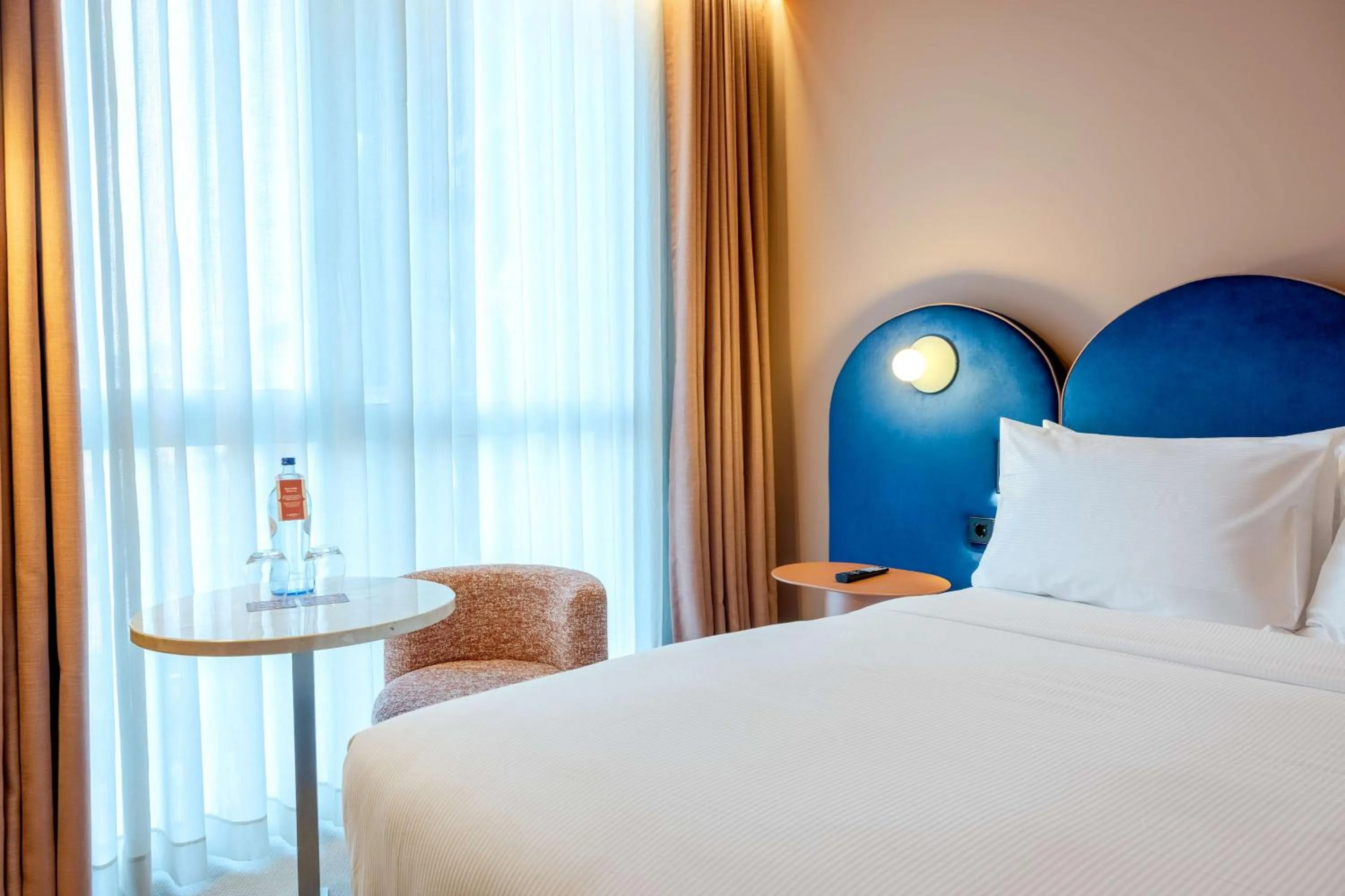 Bed in Cenica Porto Hotel, Curio Collection By Hilton