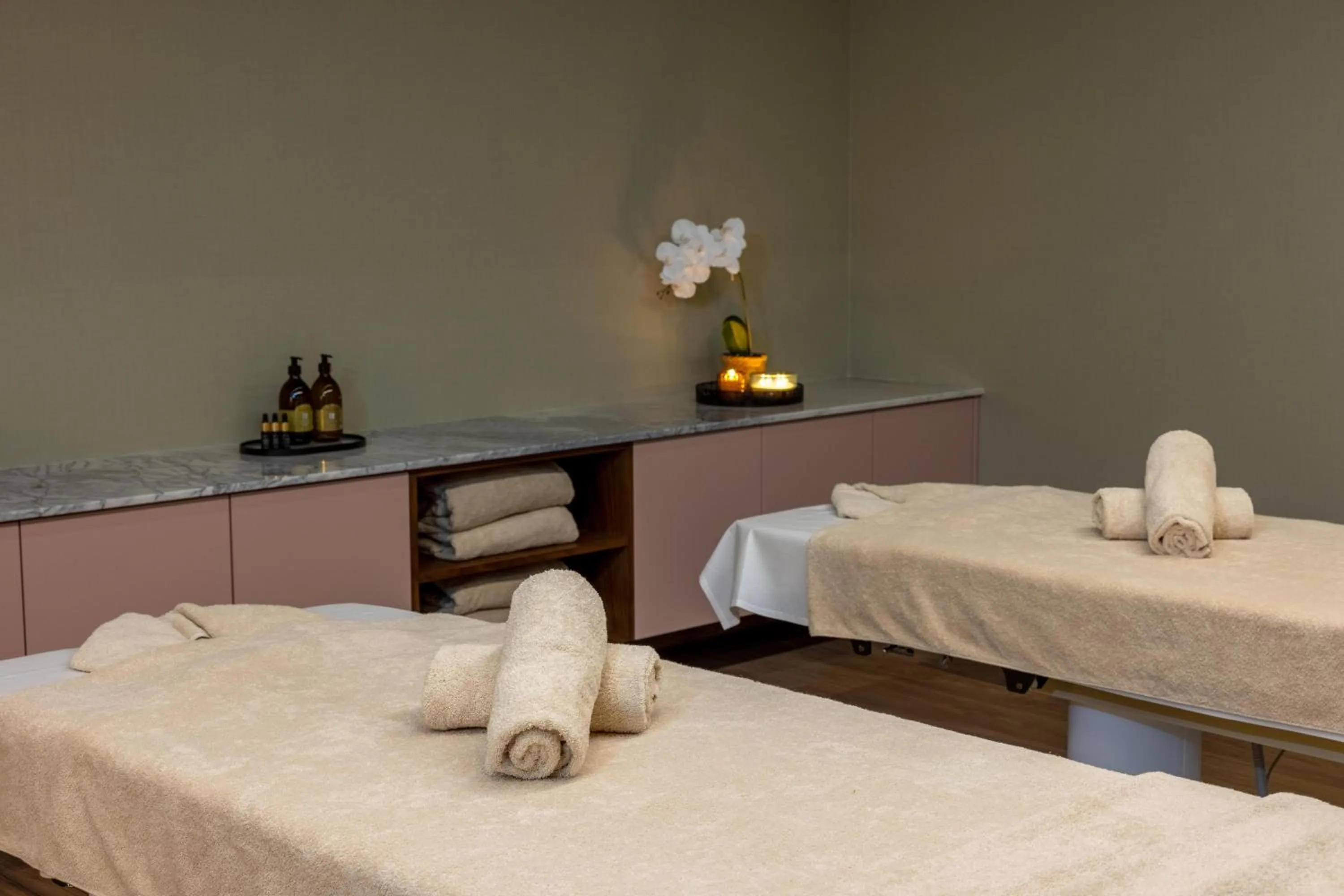 Sports in Cenica Porto Hotel, Curio Collection By Hilton