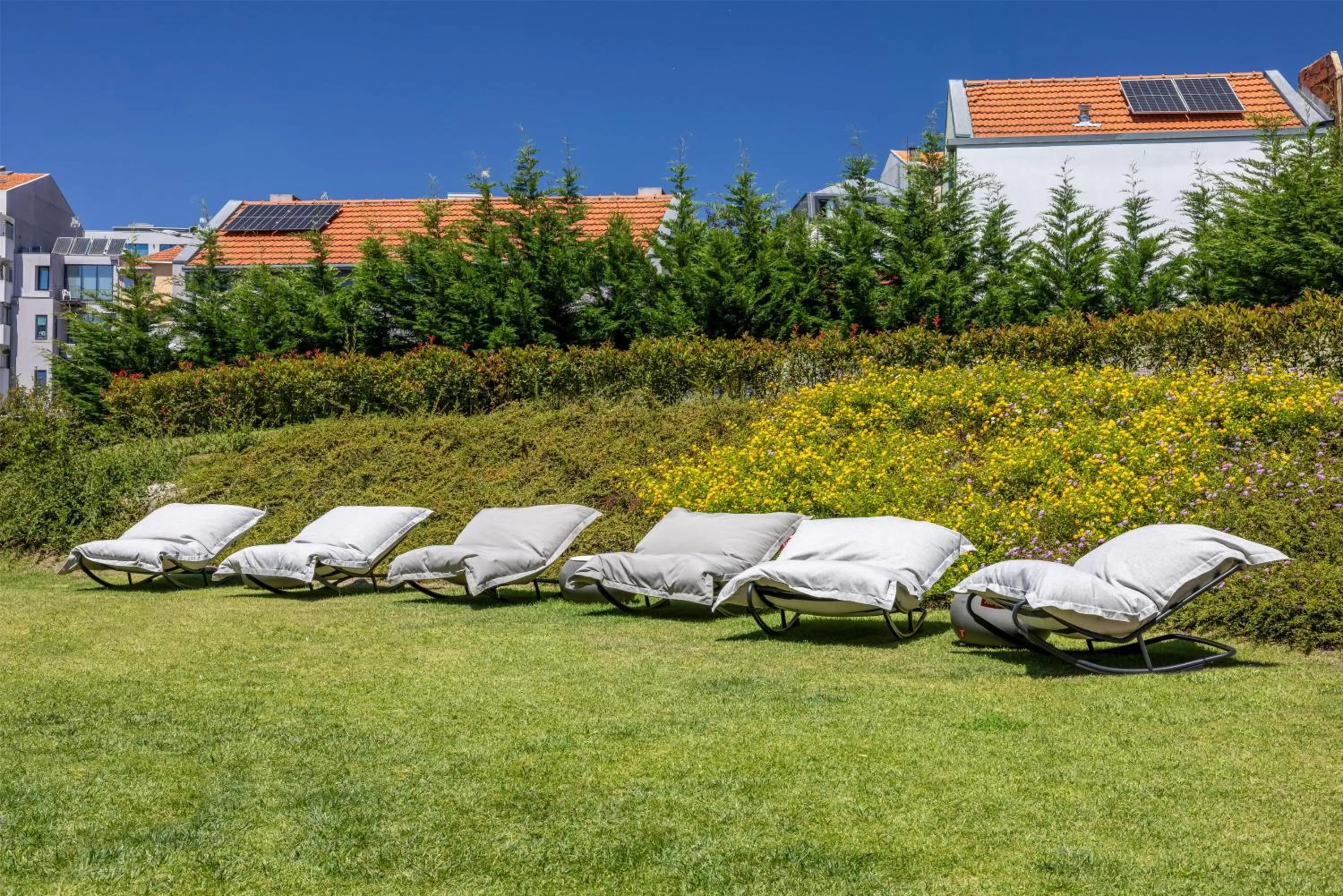 Garden in Cenica Porto Hotel, Curio Collection By Hilton