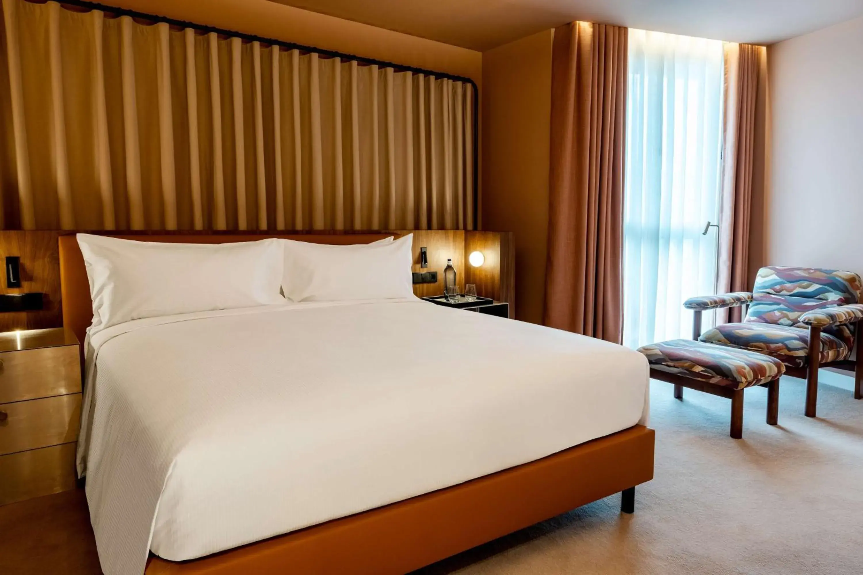 Bed in Cenica Porto Hotel, Curio Collection By Hilton Bed in Cenica Porto Hotel, Curio Collection By Hilton