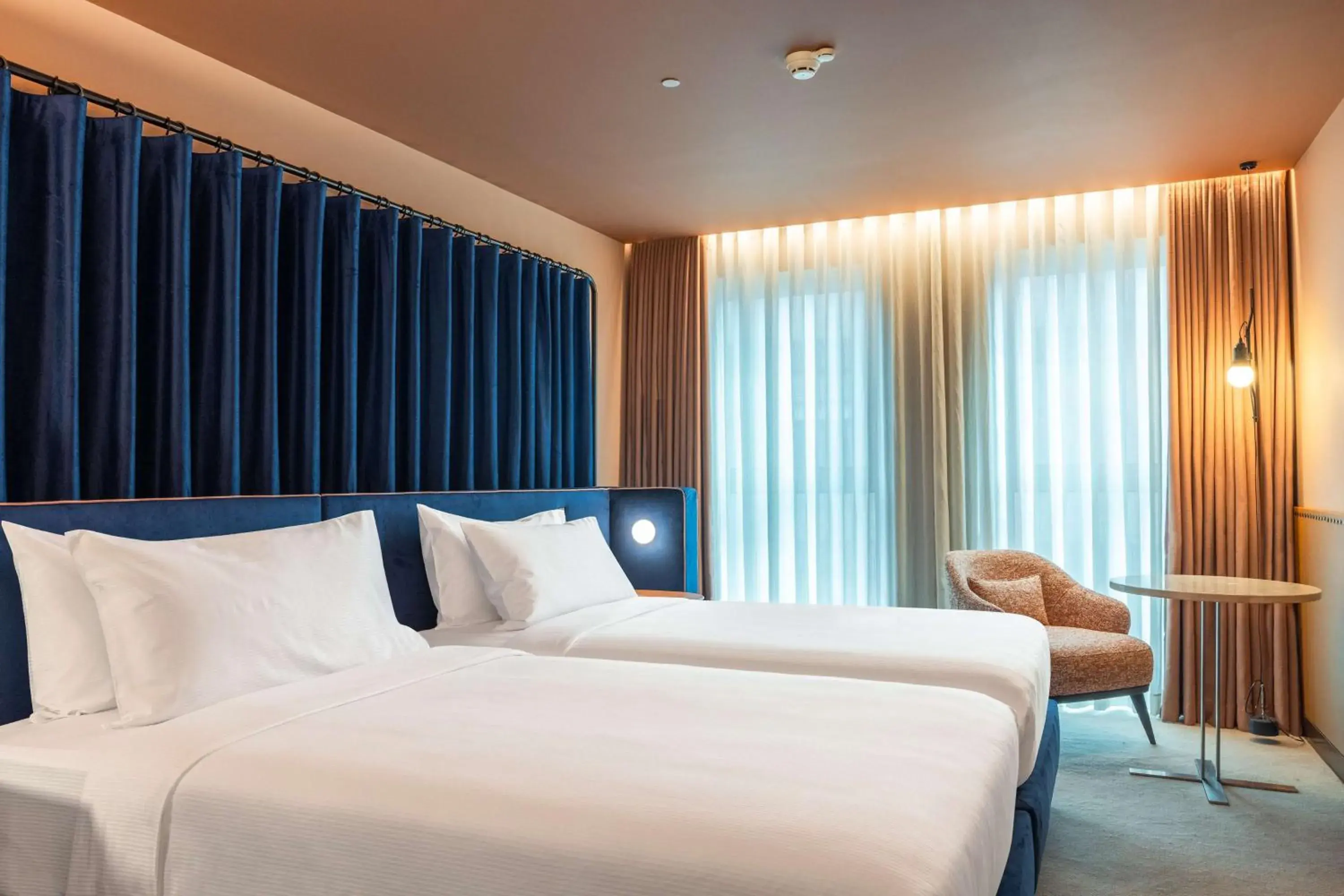 Deluxe Twin Room in Cenica Porto Hotel, Curio Collection By Hilton Deluxe Twin Room in Cenica Porto Hotel, Curio Collection By Hilton