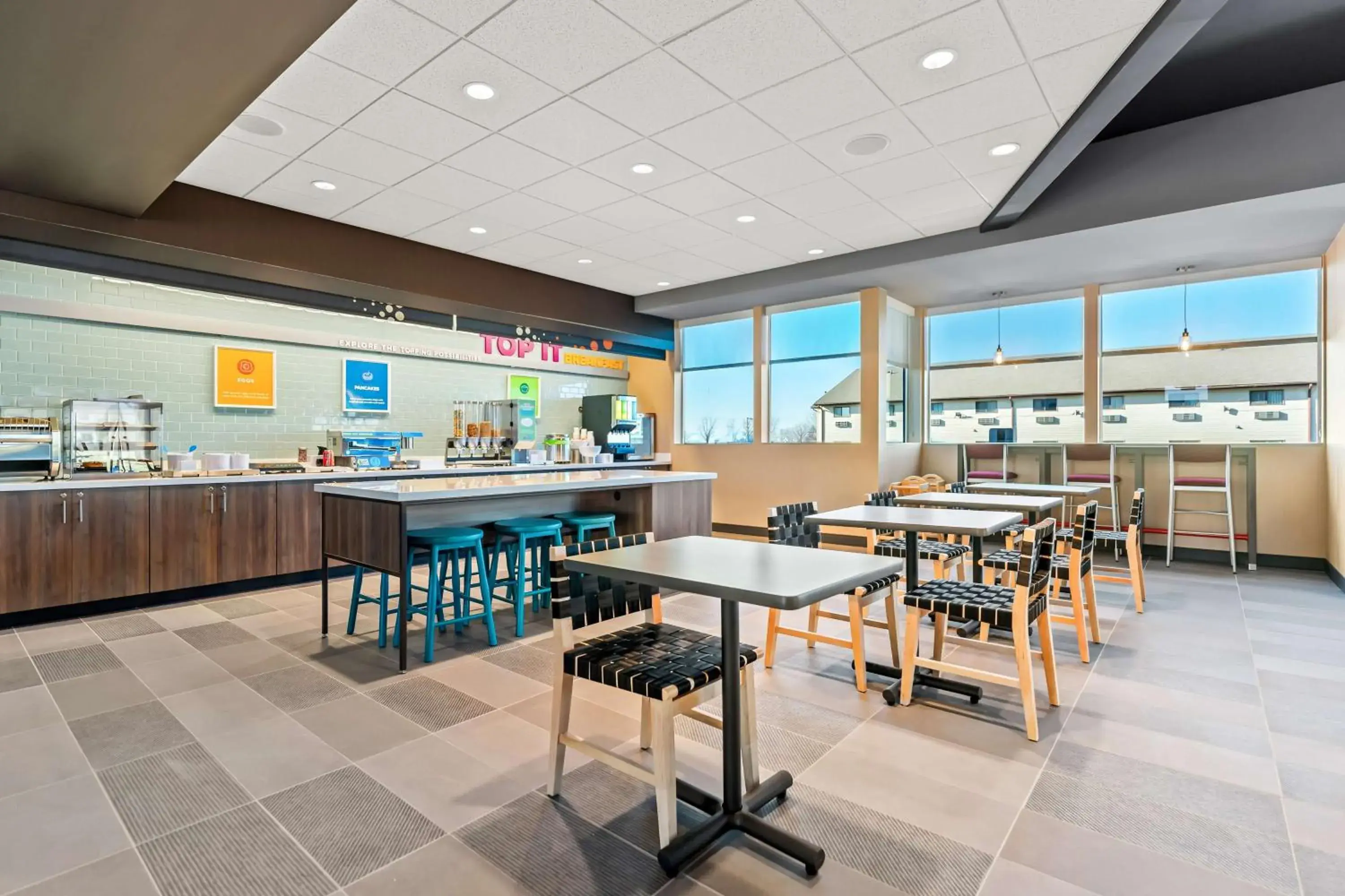 Breakfast in Tru By Hilton Dixon Breakfast in Tru By Hilton Dixon