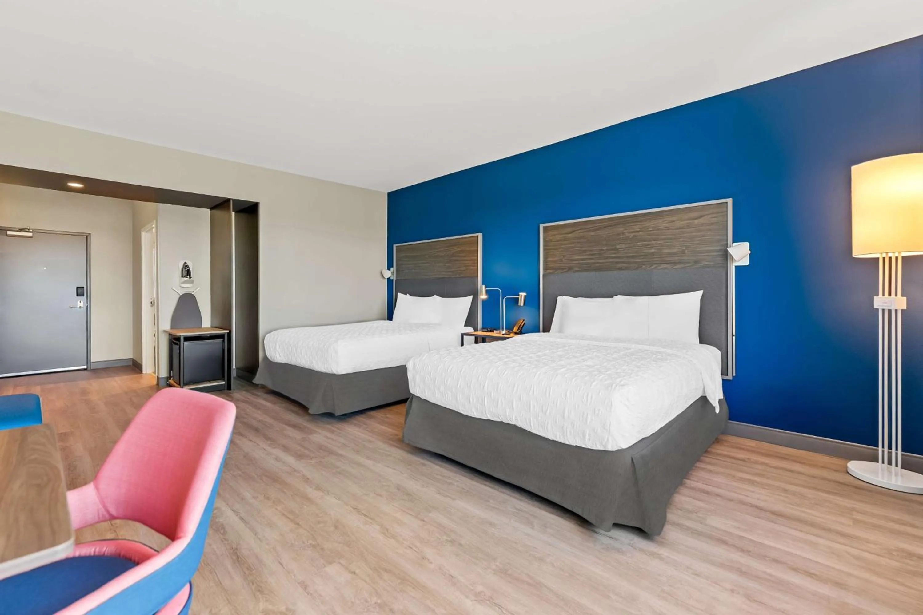 Bed in Tru By Hilton Dixon