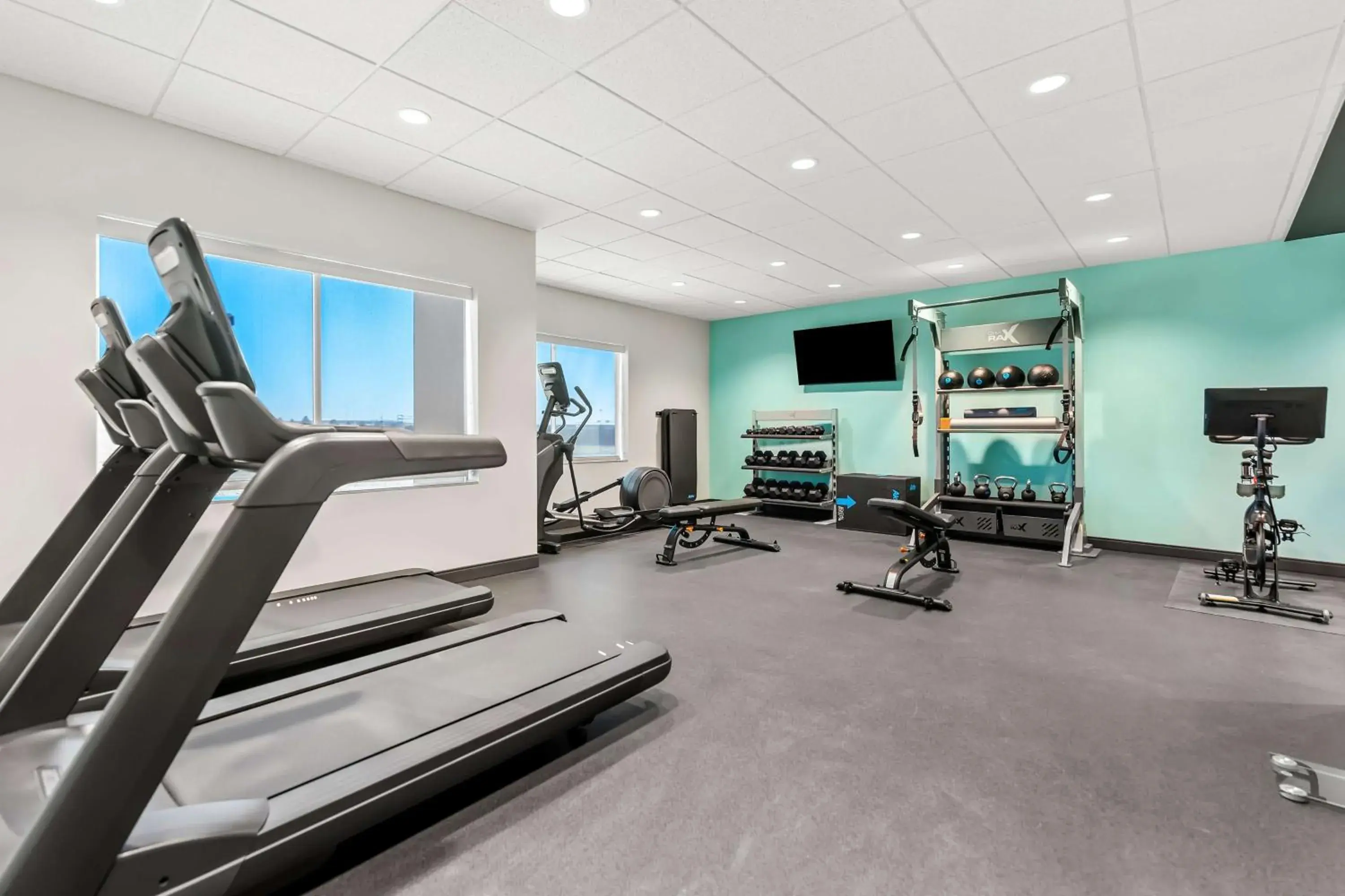 Fitness centre/facilities in Tru By Hilton Dixon Fitness centre/facilities in Tru By Hilton Dixon