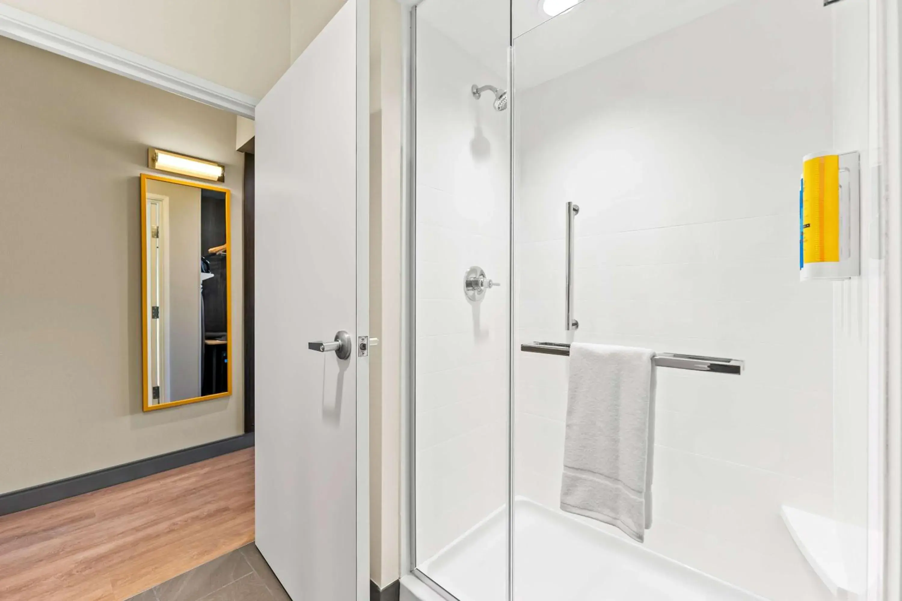 Bathroom in Tru By Hilton Dixon Bathroom in Tru By Hilton Dixon