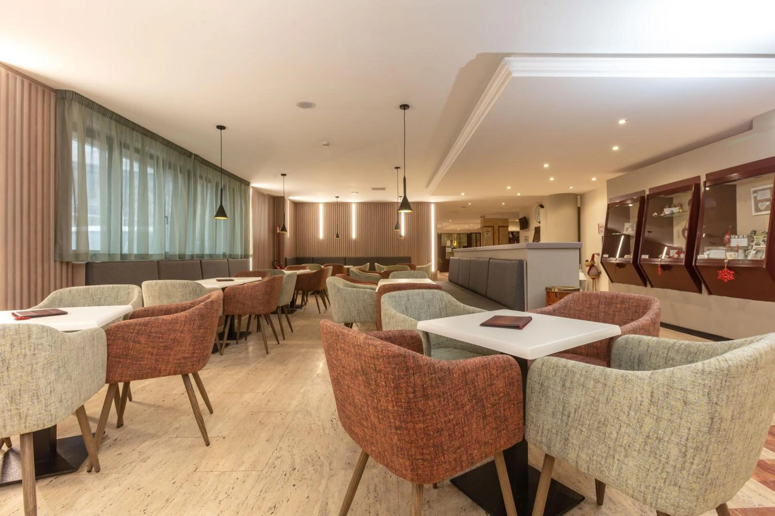 Lounge or bar in Hotel Miletto