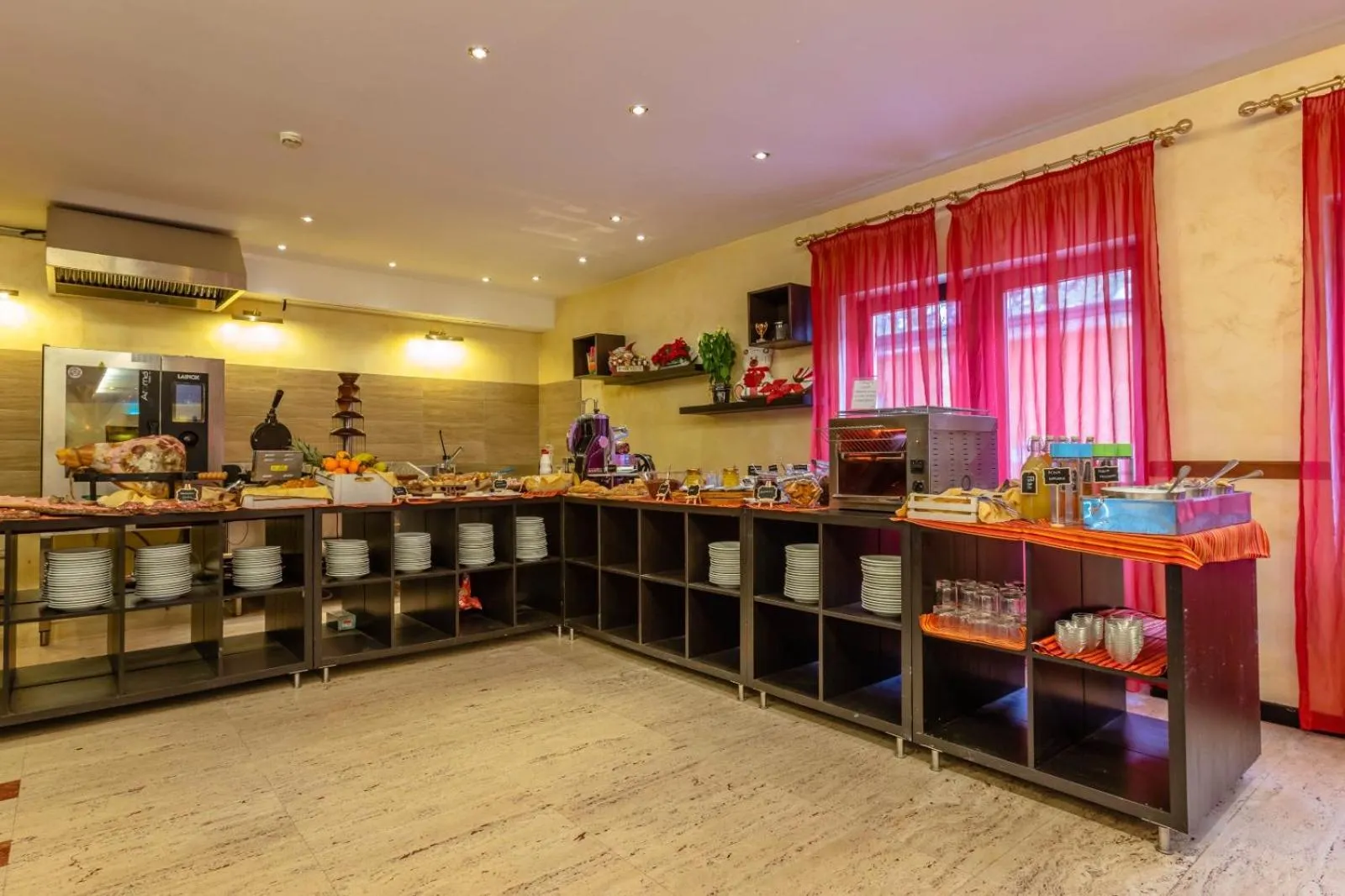 Buffet breakfast in Hotel Miletto