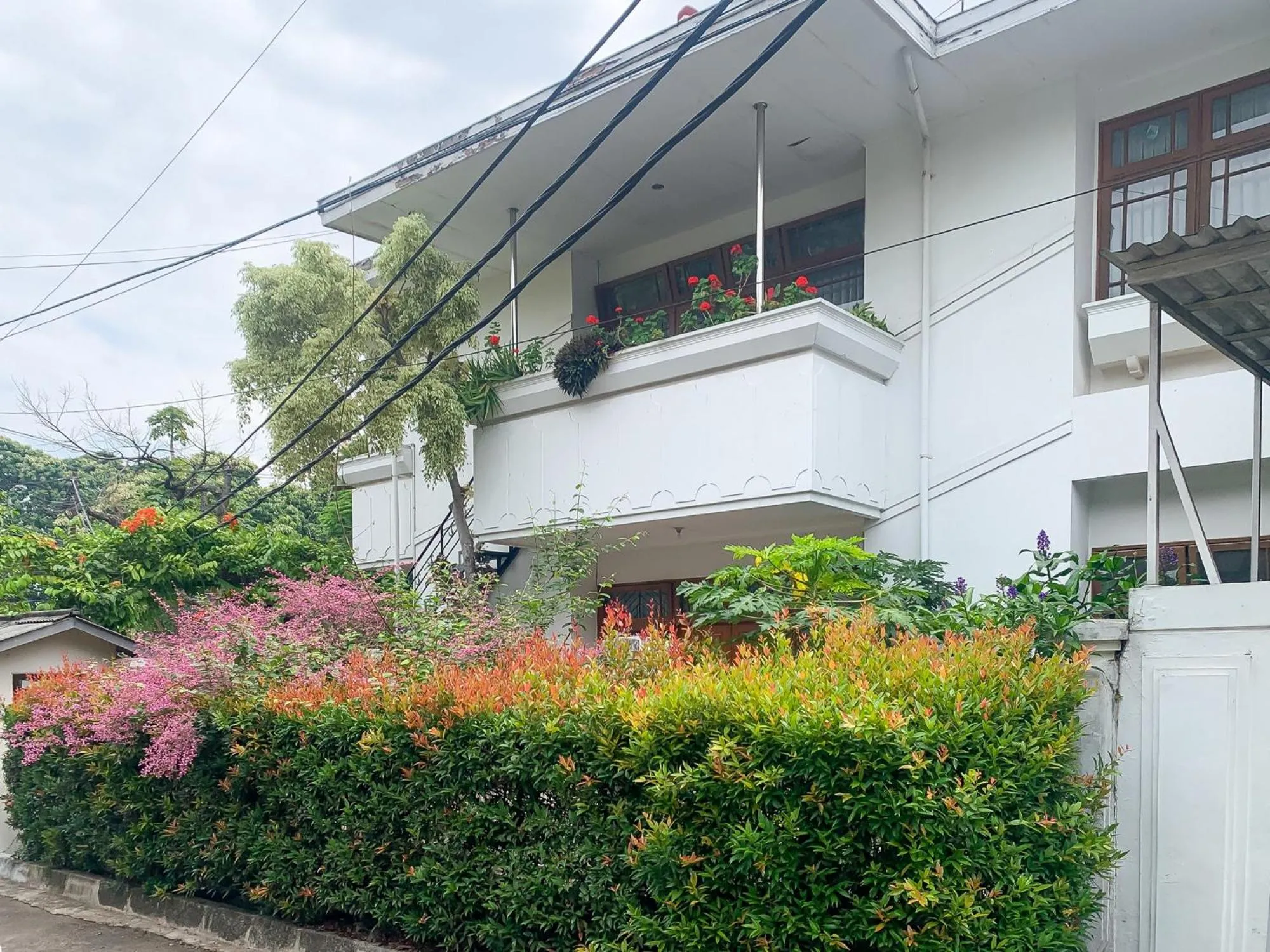 Cozy Homestay Syariah Mitra RedDoorz Bandung