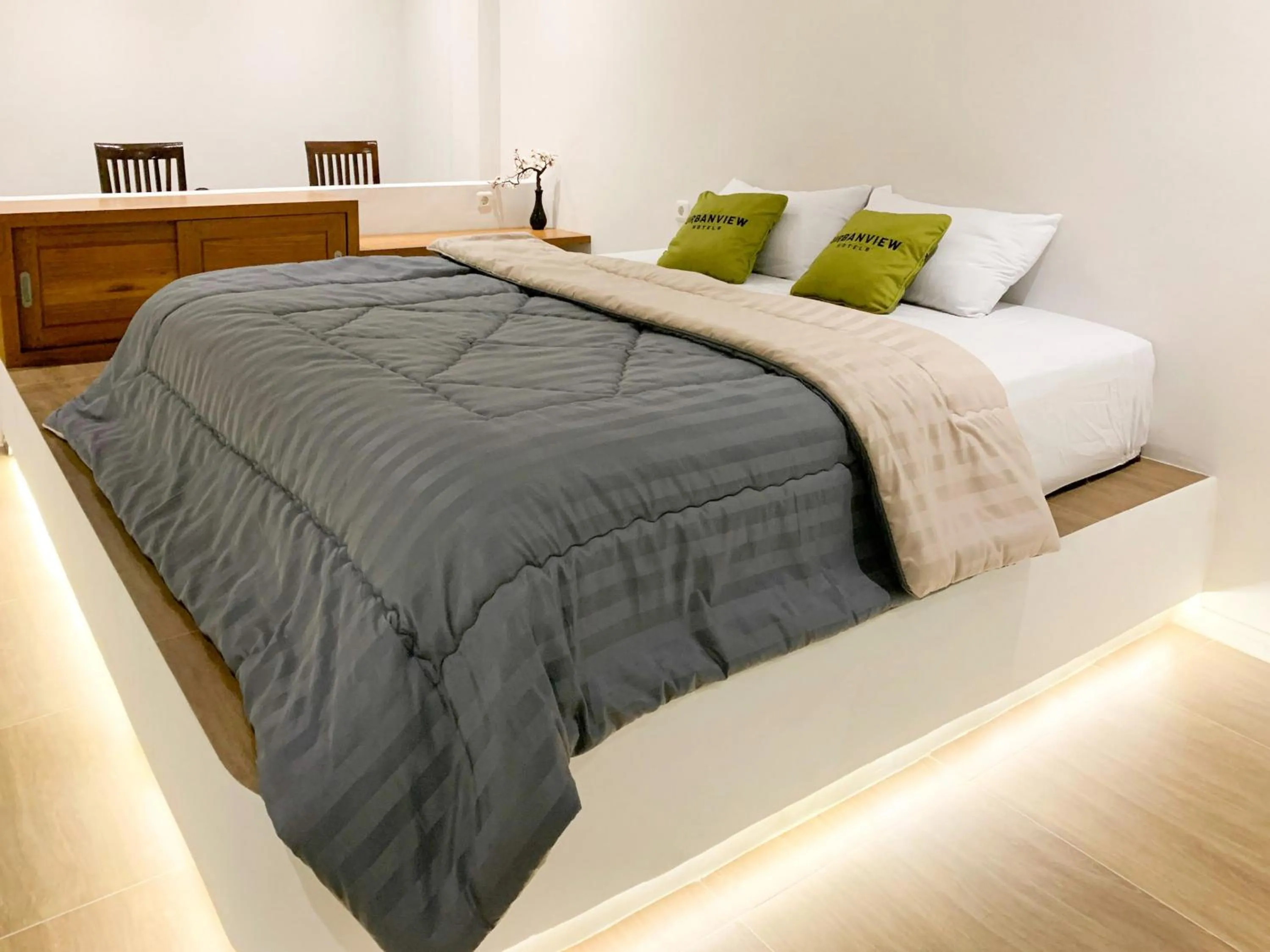 Bed in Urbanview House of IKIGAI