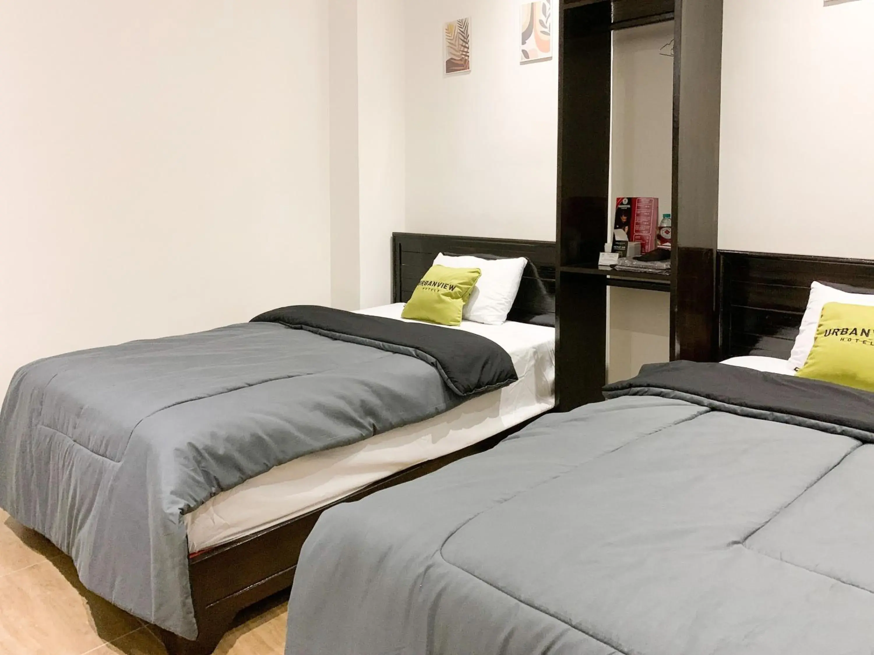 Deluxe Twin Room in Urbanview House of IKIGAI Deluxe Twin Room in Urbanview House of IKIGAI