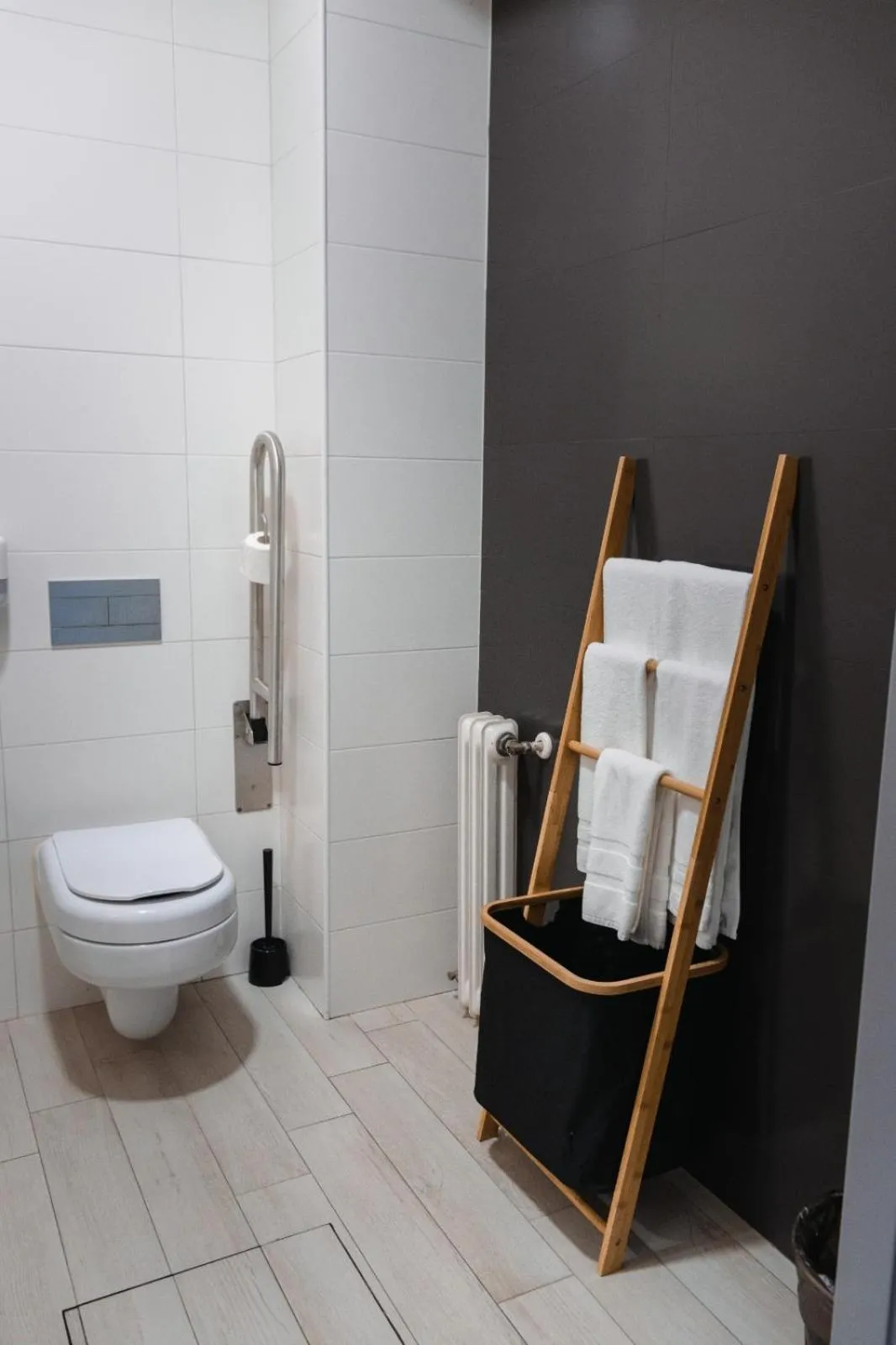 Bathroom in HI Viseu - Pousada de Juventude