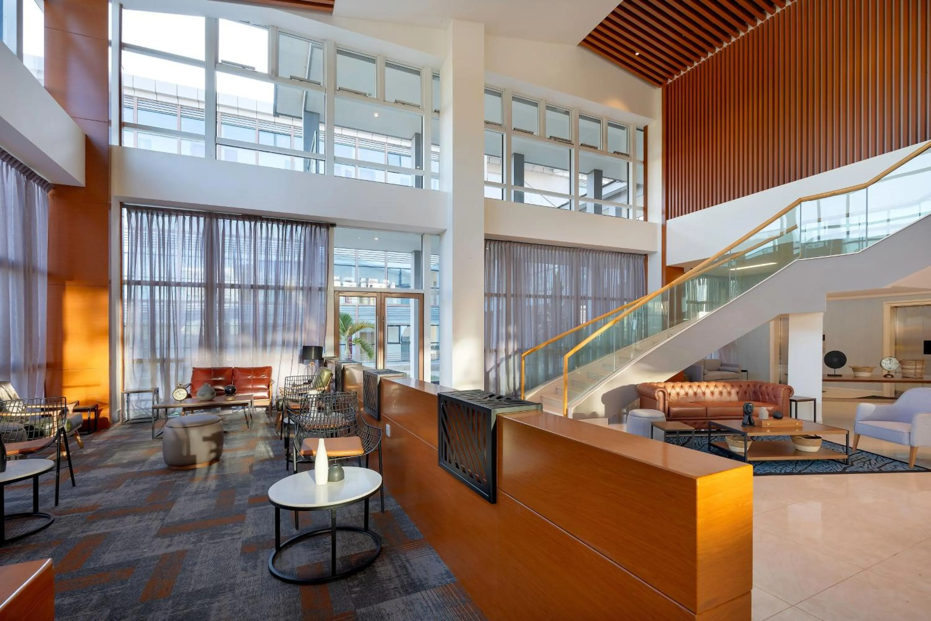 Lobby or reception in Protea Hotel by Marriott Lusaka International Airport