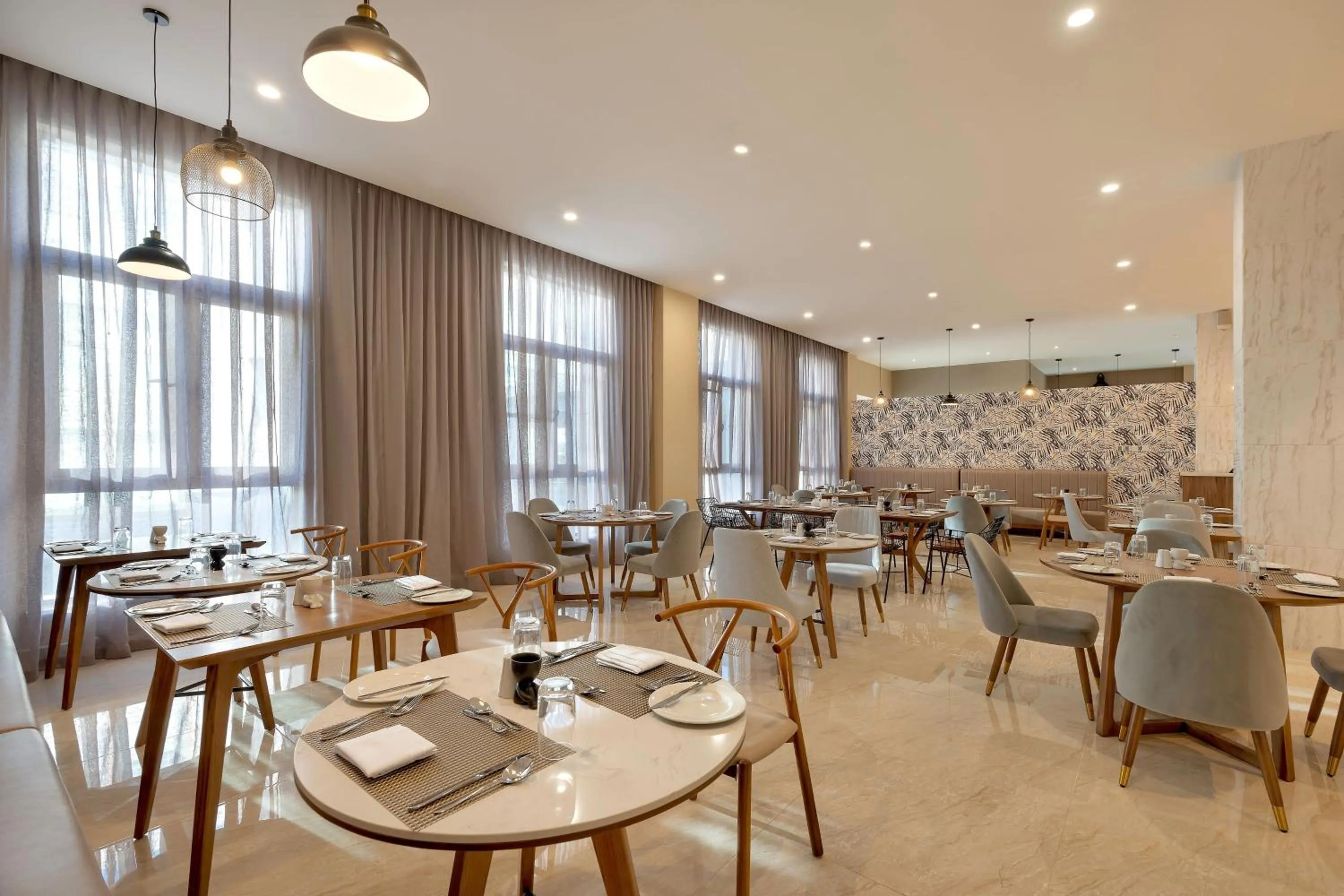 Restaurant/places to eat in Protea Hotel by Marriott Lusaka International Airport