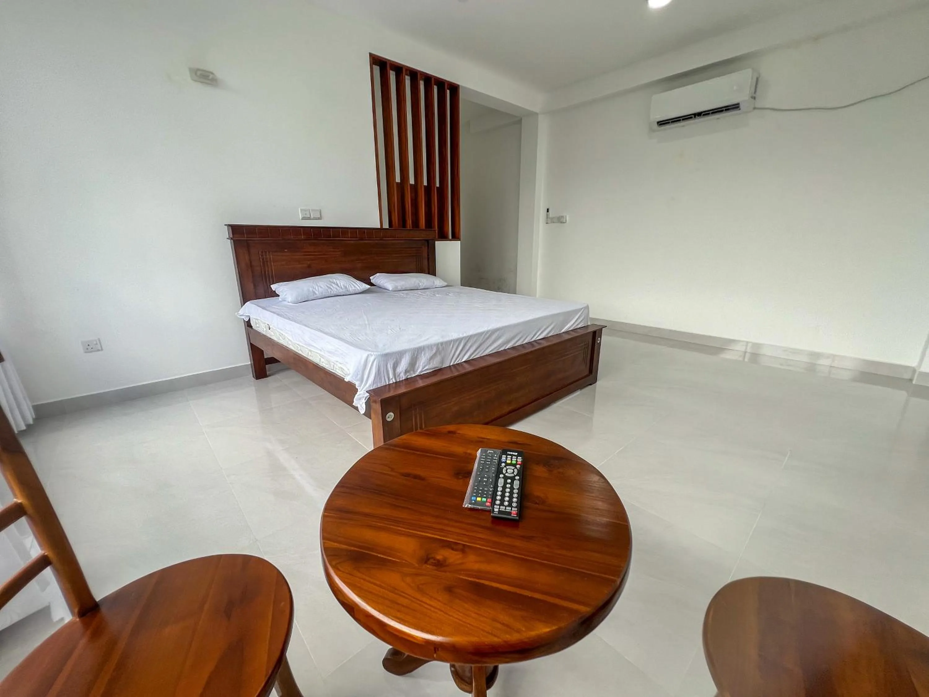 Bed in Meridian Holiday Resort