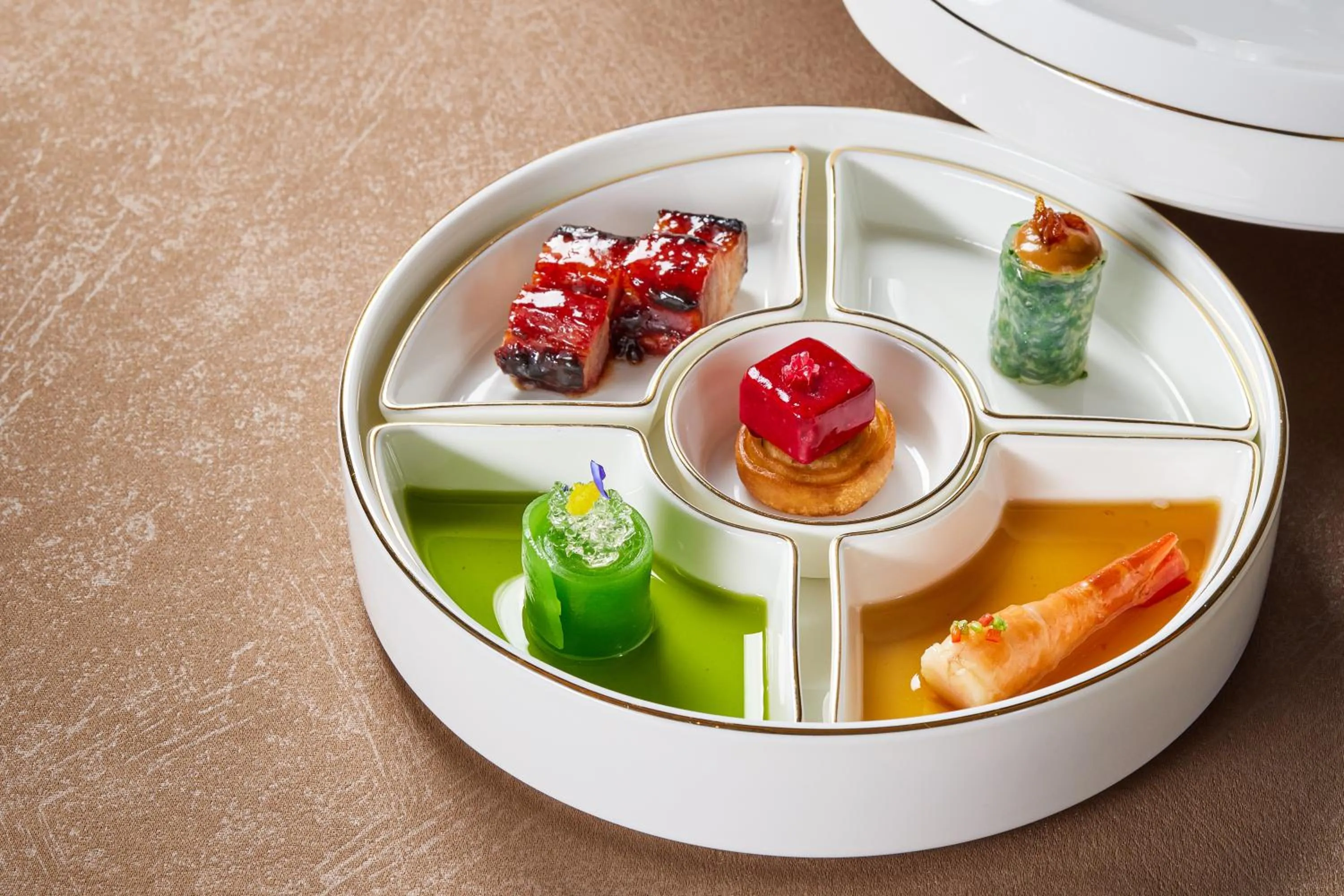 Restaurant/places to eat in Cordis Shanghai Seaworld