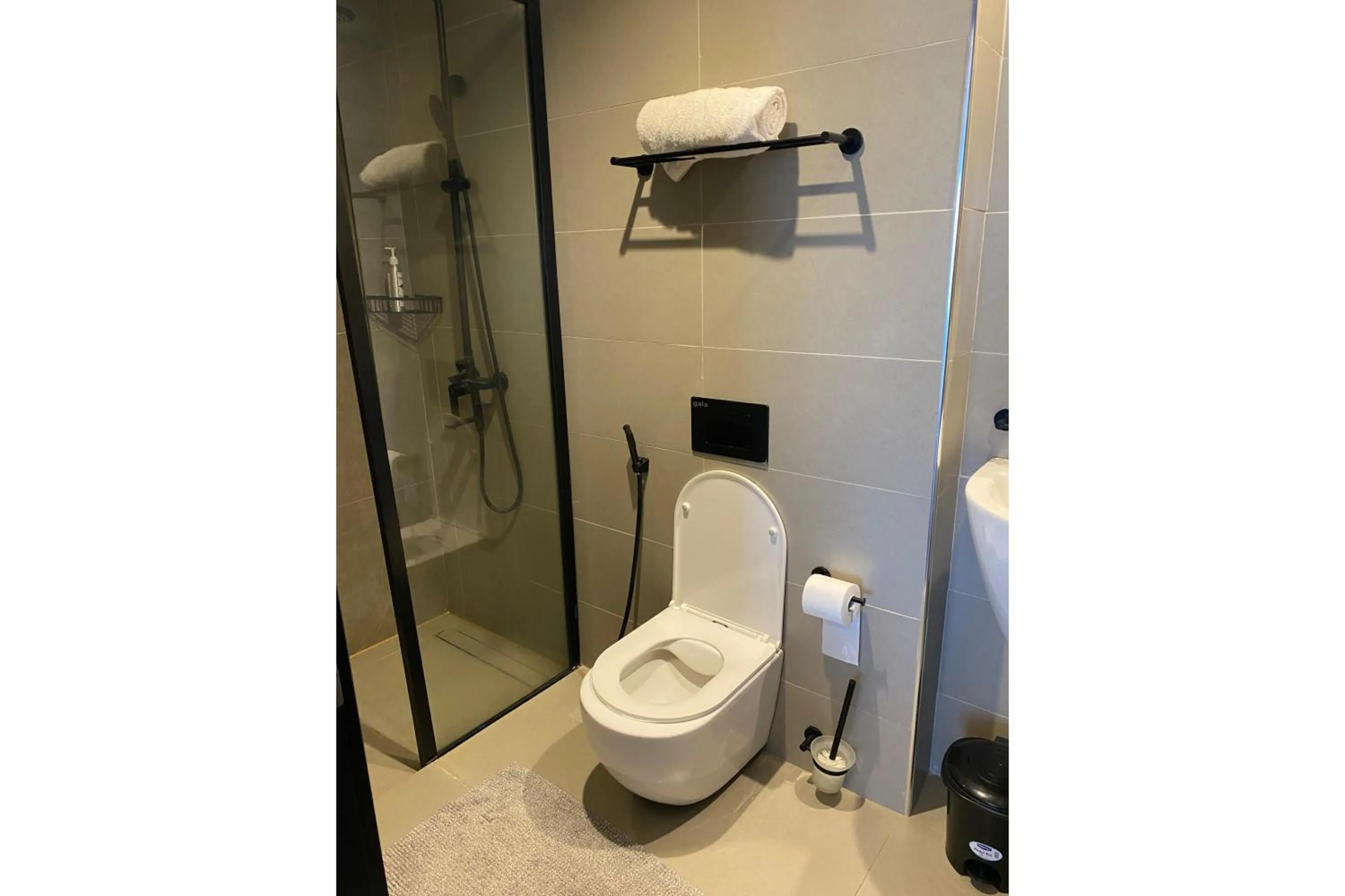 Shower in Escada Serviced Apartments
