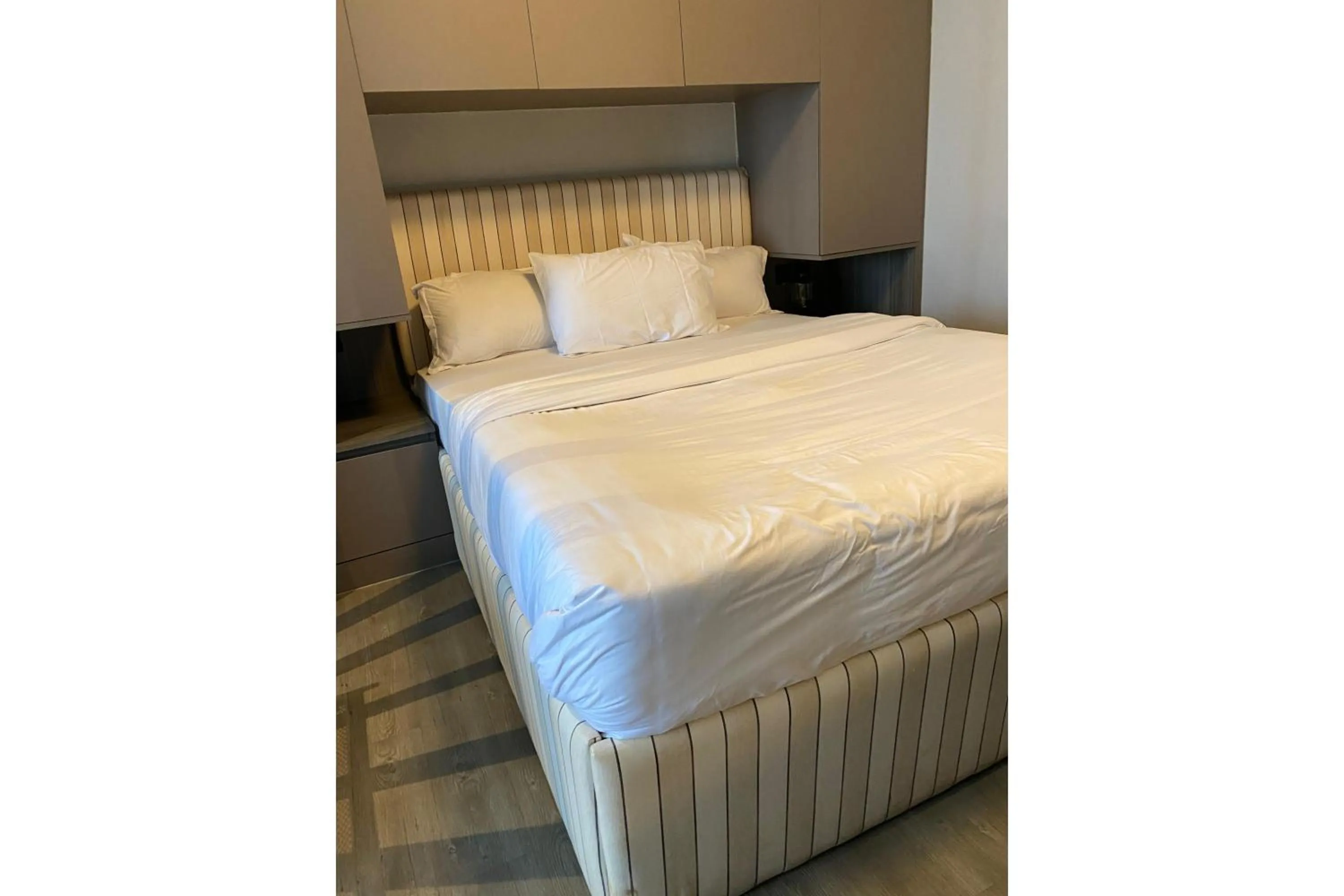 Bed in Escada Serviced Apartments