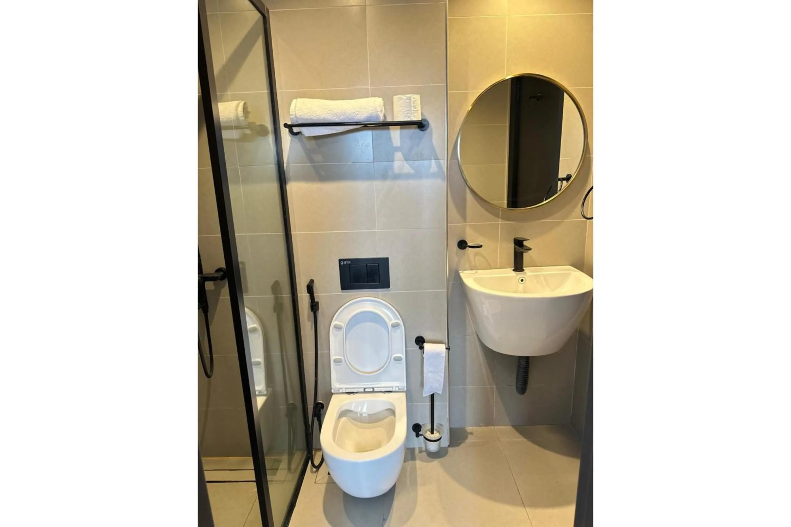 Shower in Escada Serviced Apartments