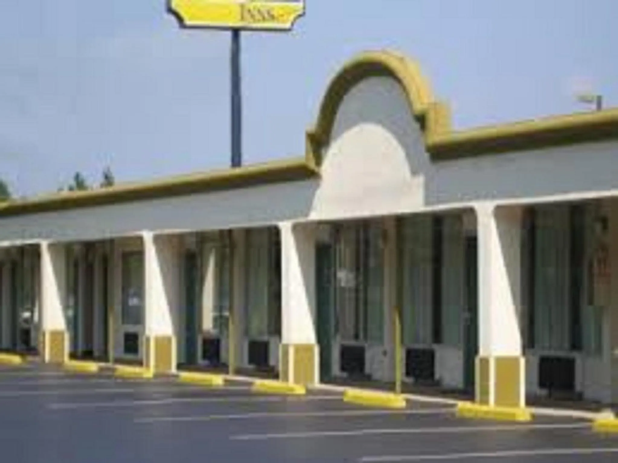 Property building in Scottish Inns - Commerce