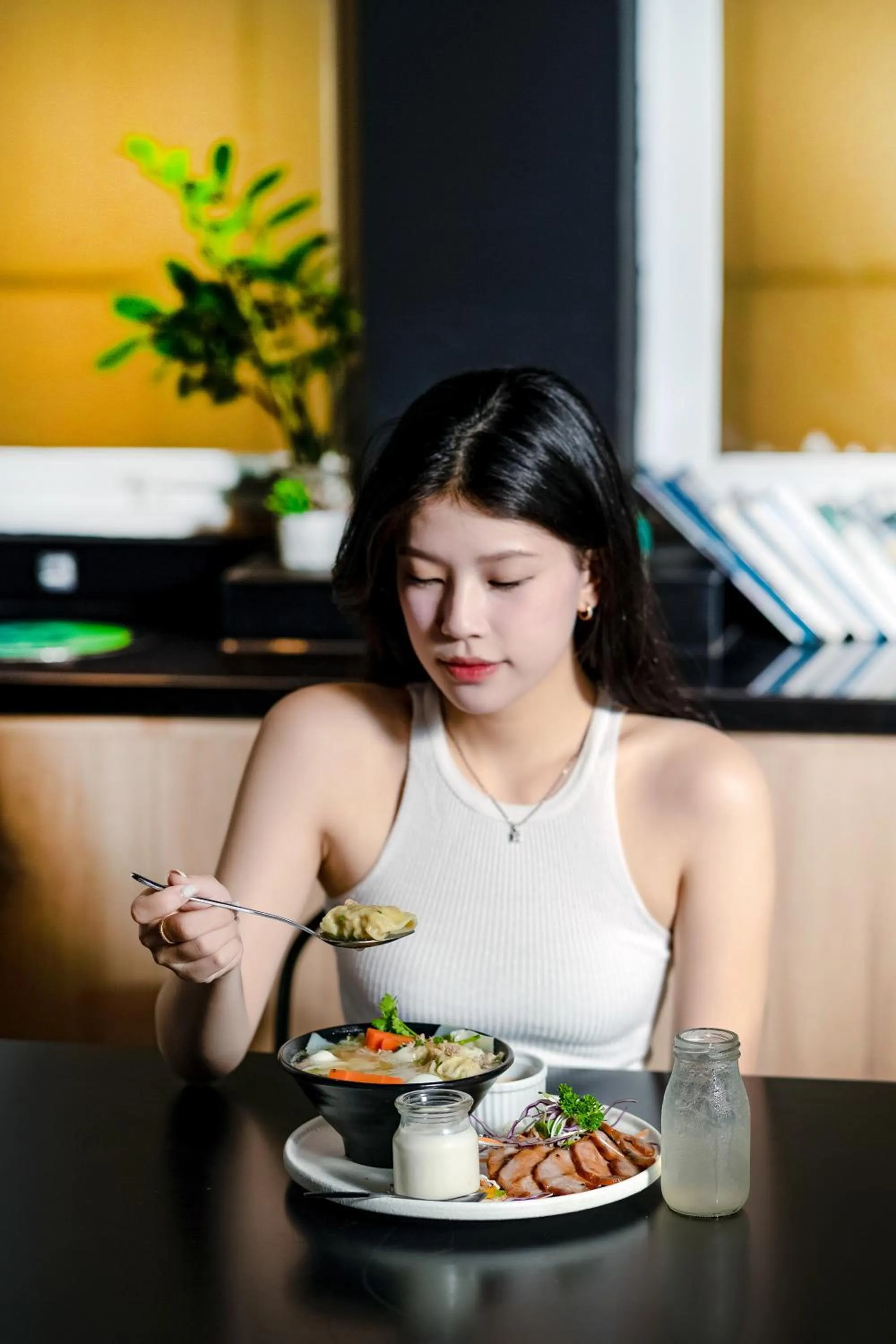 Food and drinks in The Hammock Hotel Ben Thanh