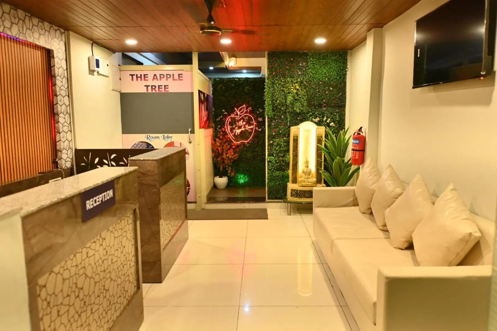 The Apple Tree Hotel