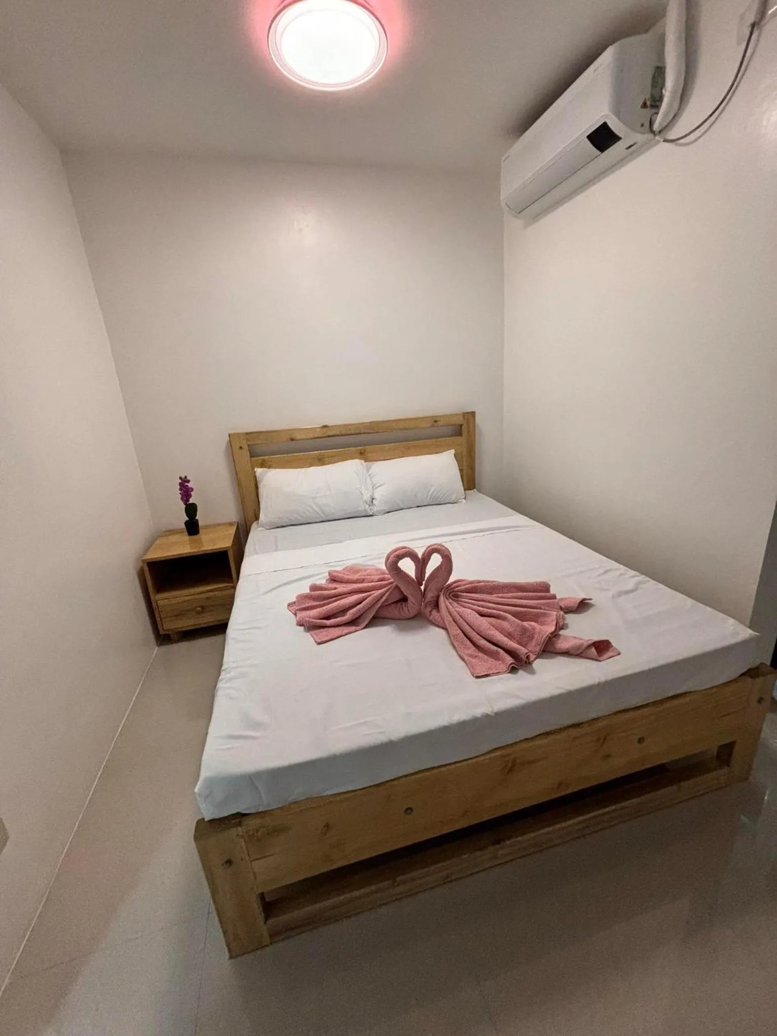 Bedroom, Bed in Kataluma Inn