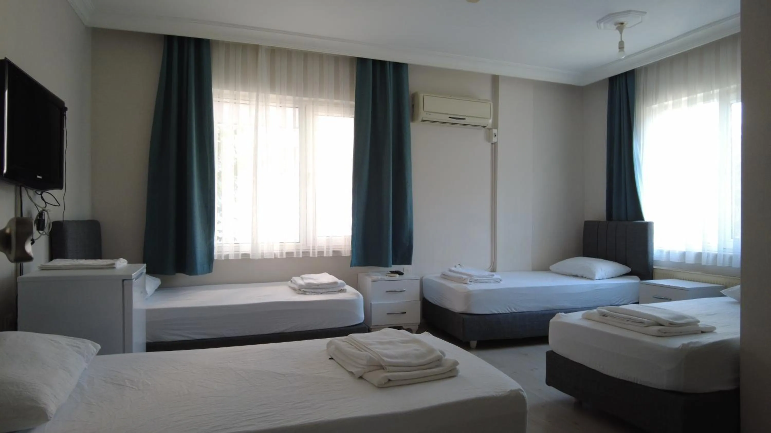 Bed in Odak Pansiyon