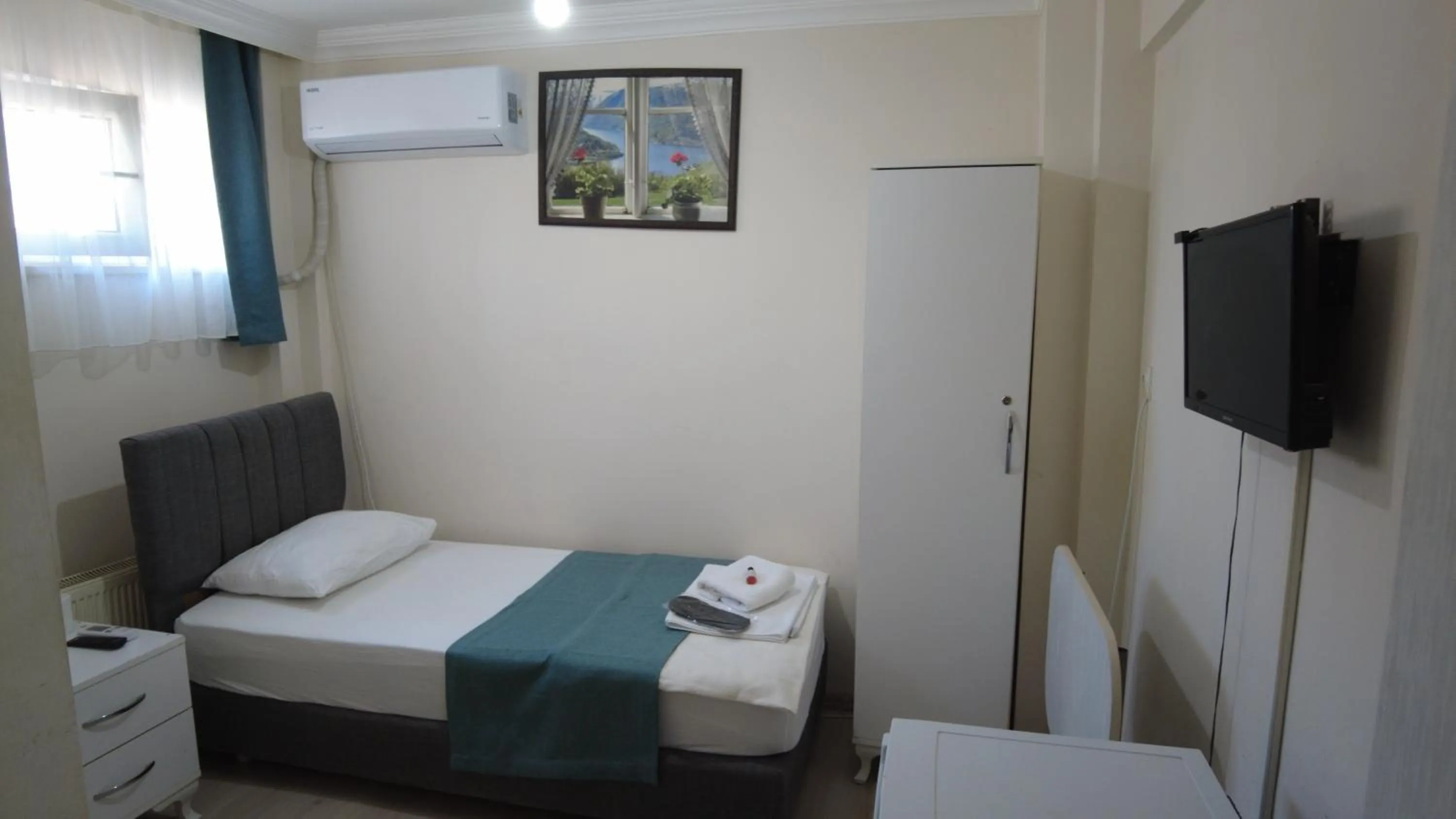 Bed in Odak Pansiyon