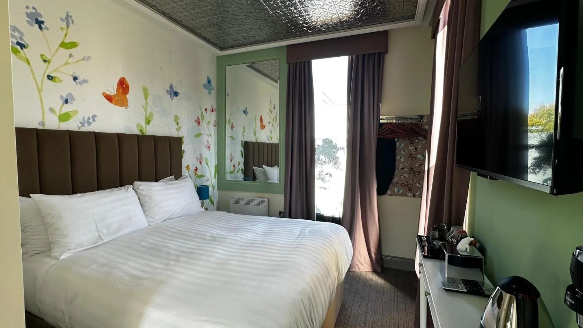 Bedroom, Bed in The Duchess Belle Hotel
