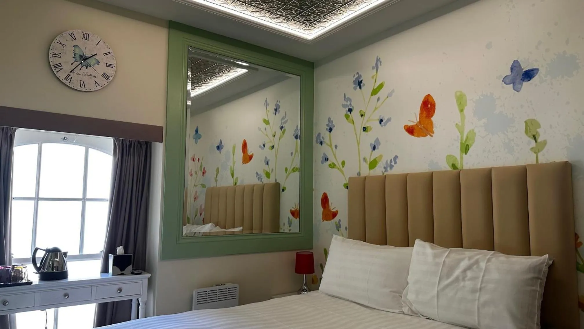 Bedroom, Bed in The Duchess Belle Hotel