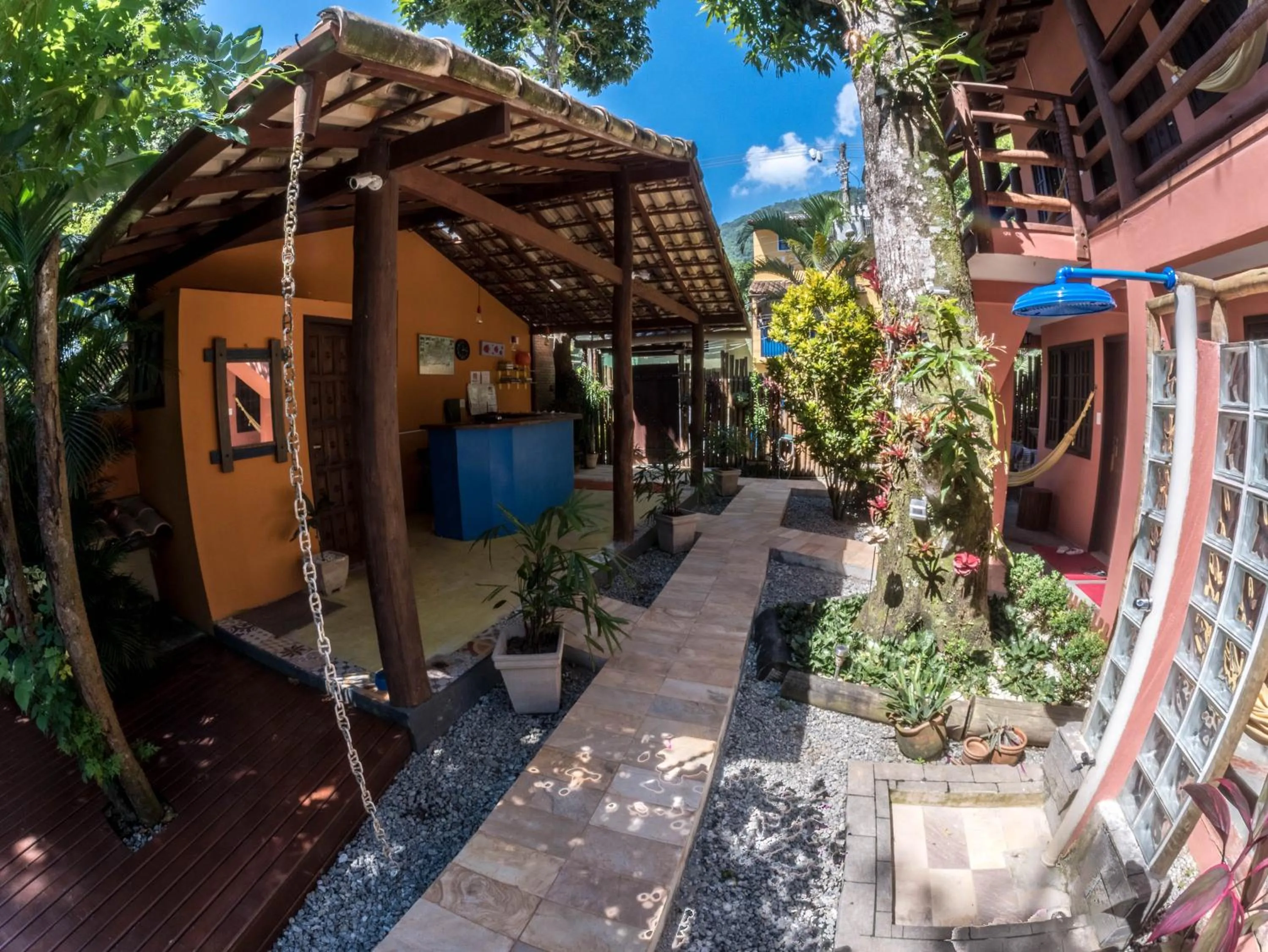 Biergarten Suites